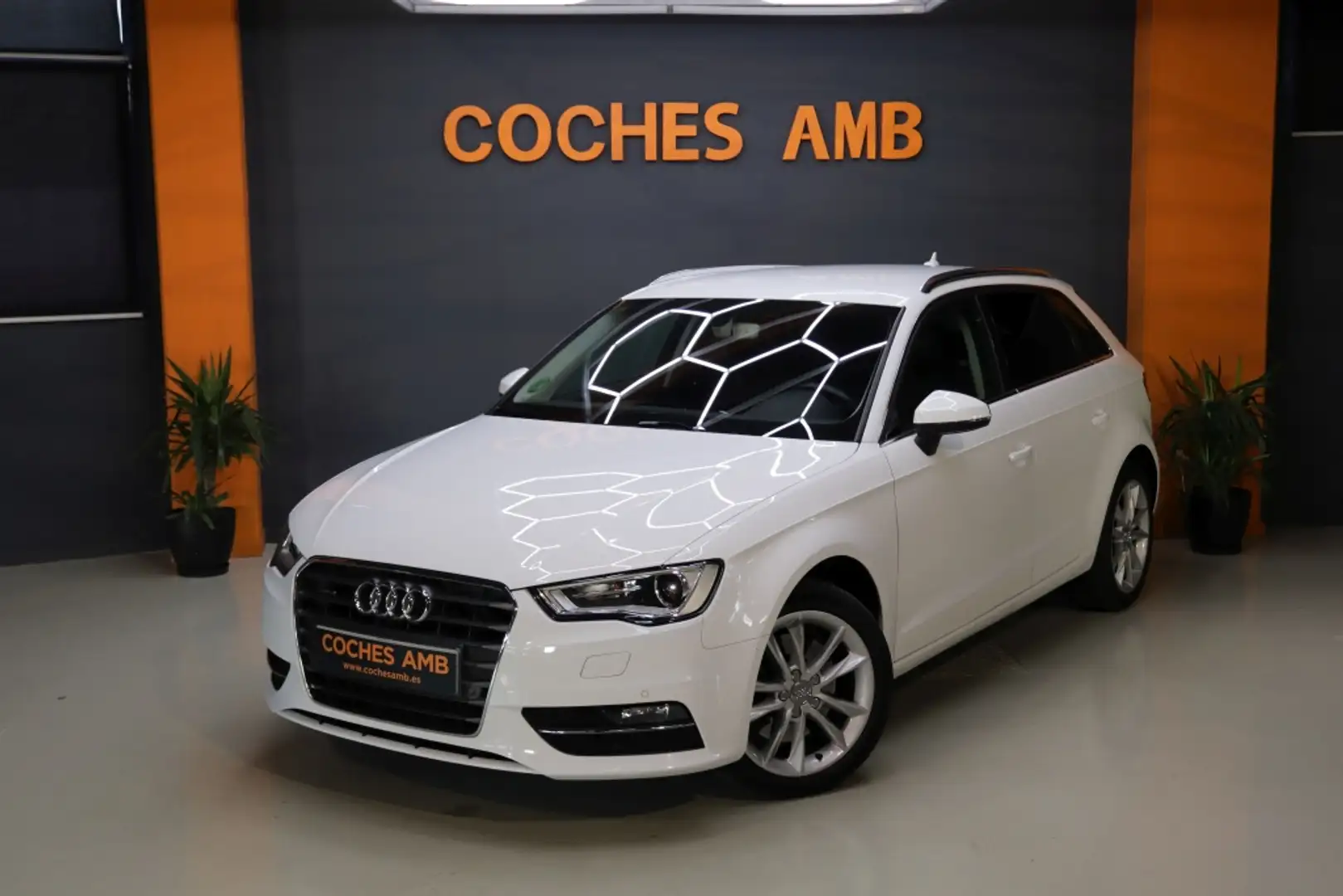Audi A3 Sportback 1.8 TFSI Advanced Q. S-T Blanc - 1