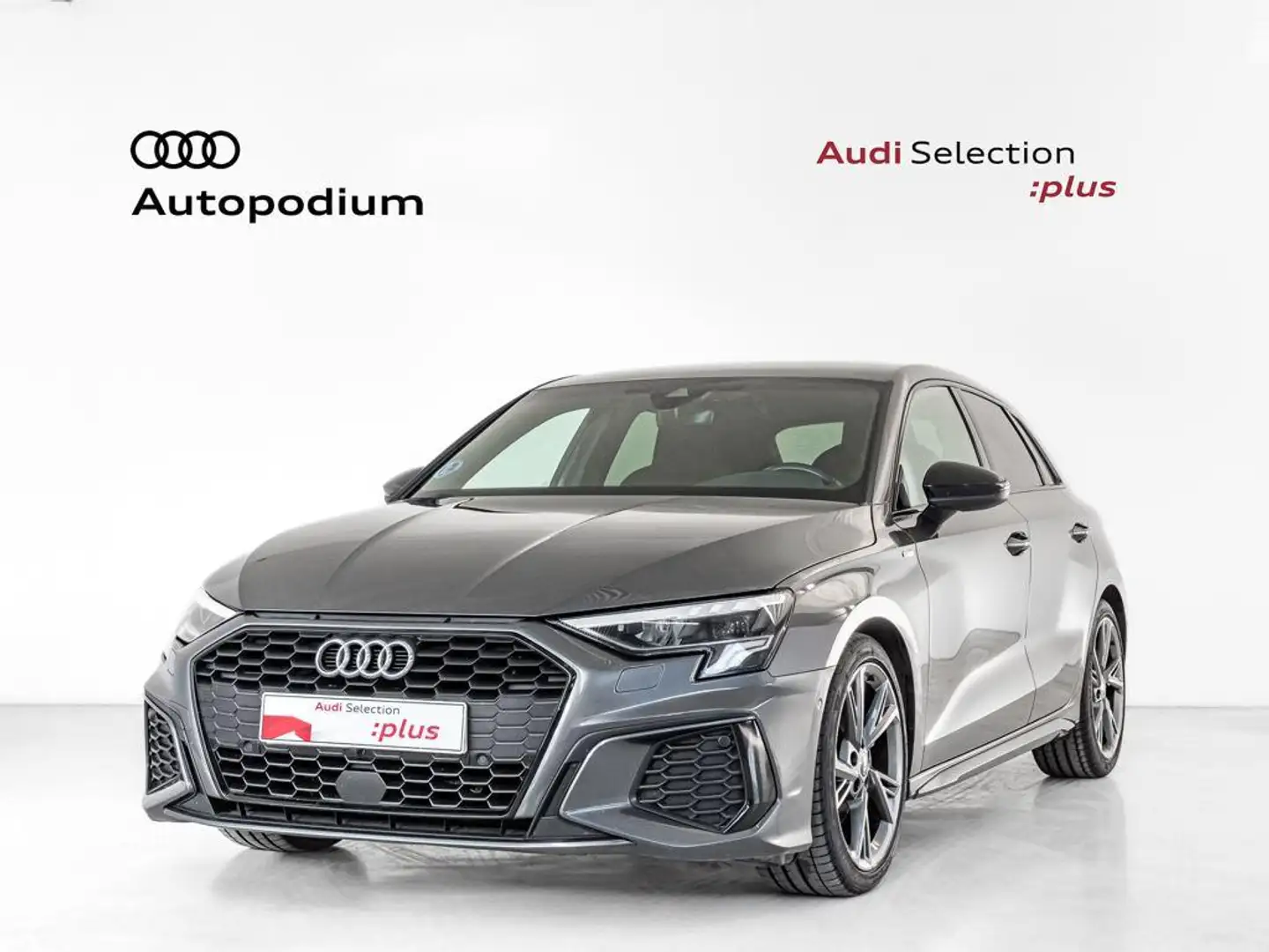 Audi A3 Sportback 35 TFSI Black line S tronic Gris - 1