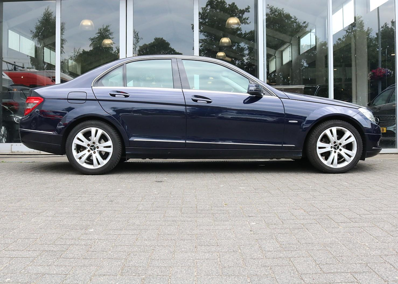 Mercedes-Benz C 180 CGI BlueEFFICIENCY Business Class Avantgarde — photo 7