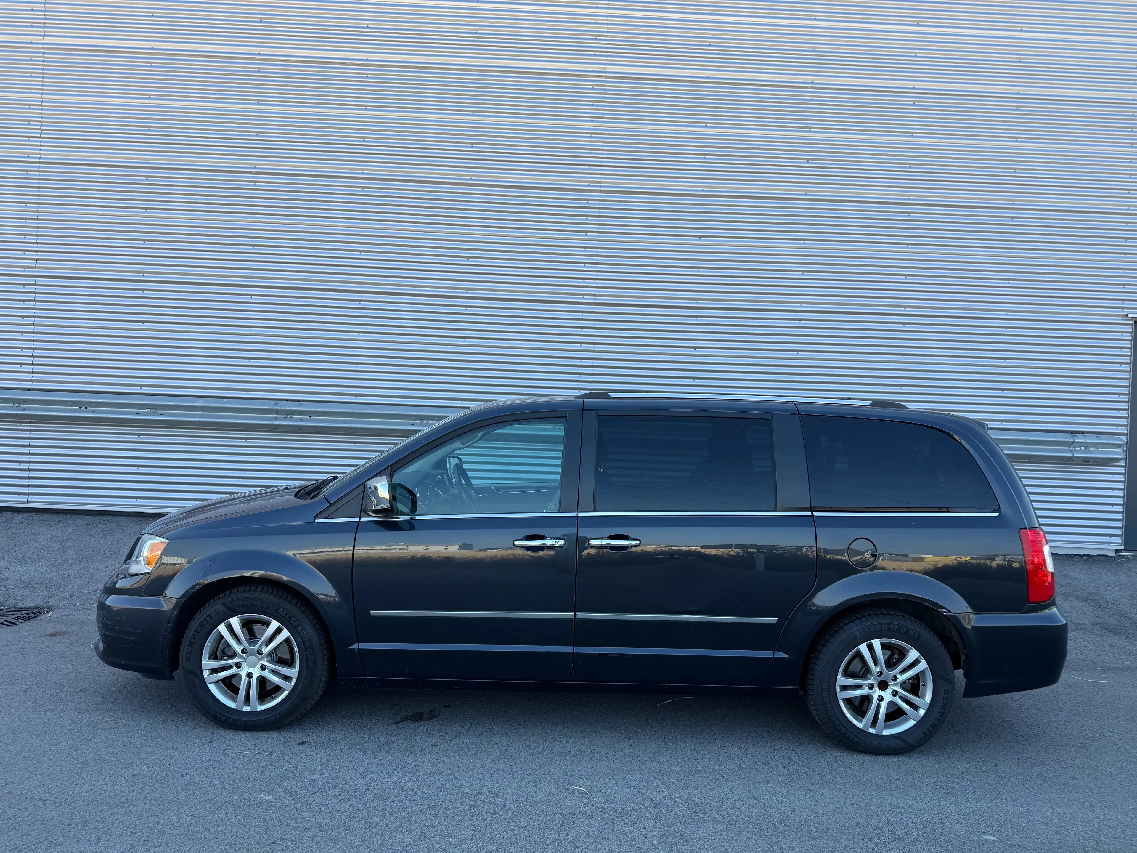 Lancia Voyager 3,6 V6 Platinum Aut. ID:140 — photo 4