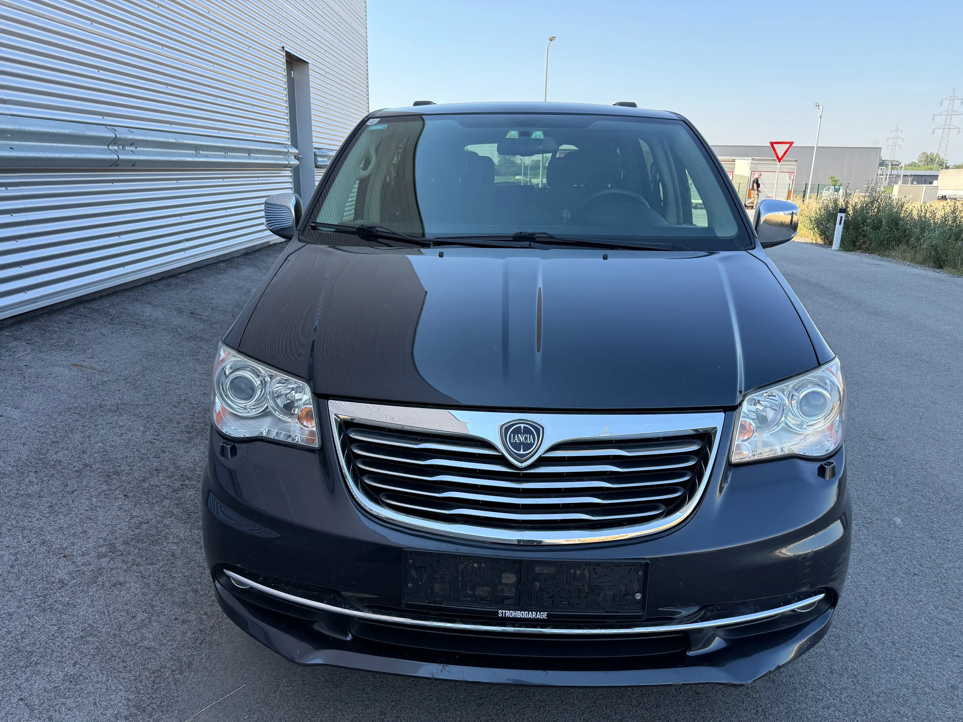 Lancia Voyager 3,6 V6 Platinum Aut. ID:140 — photo 3