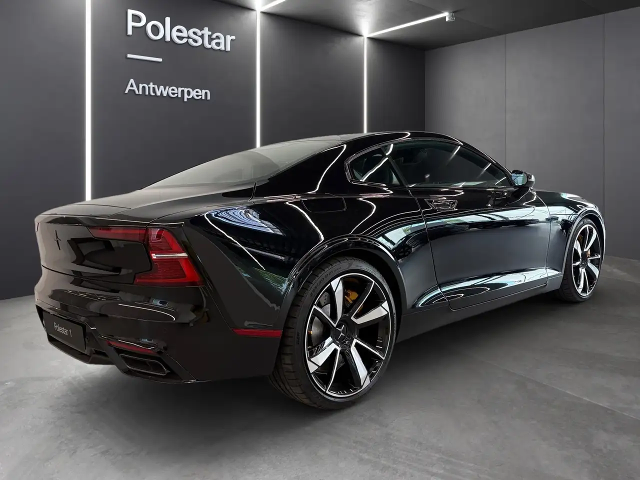 Polestar 1 2022
