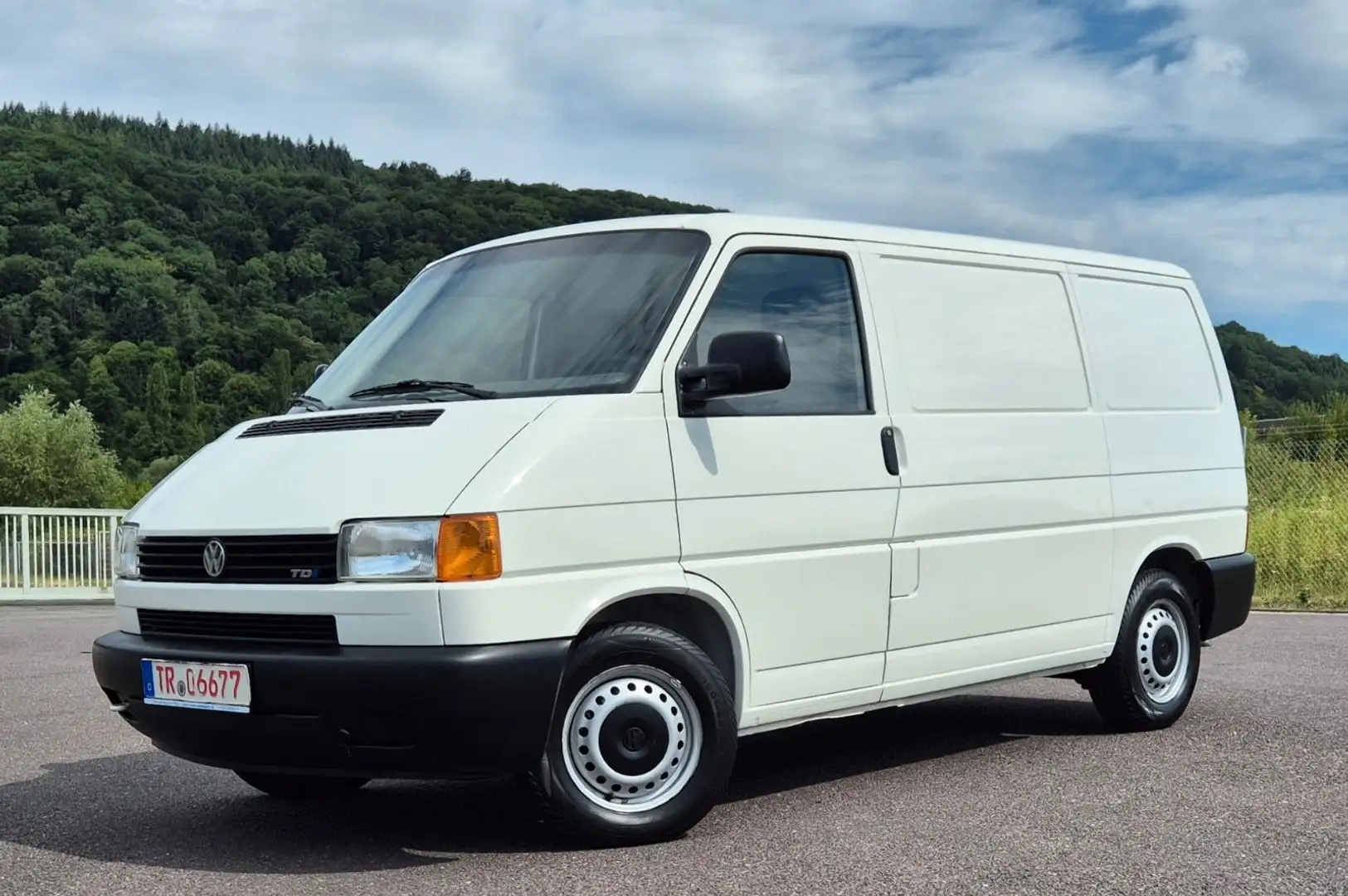 Volkswagen T4 VW T4 2.5 TDI, 1.Hand, orig 46 tkm, Kühler. Weiß - 1
