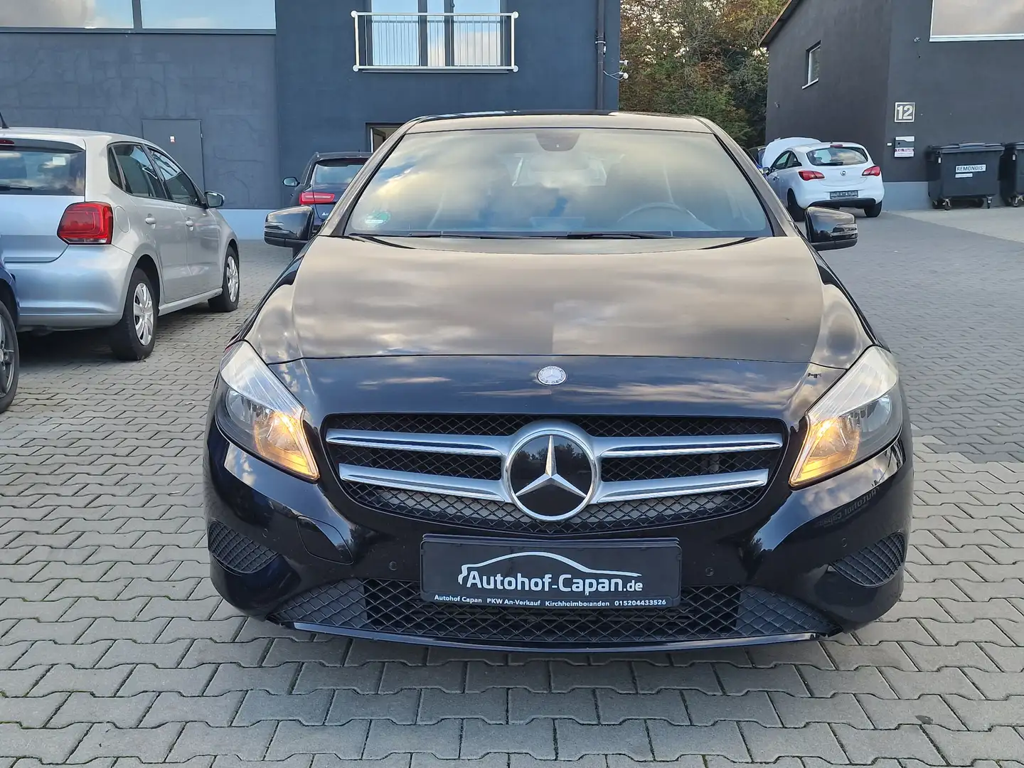 Mercedes-Benz A 180 A-Klasse/2.Ha/Klima/T.Leder/Navi/Sitzh./PDC/Alus/ - 2