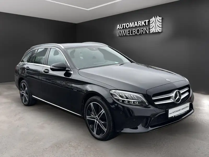 MERCEDES-BENZ Clasa C