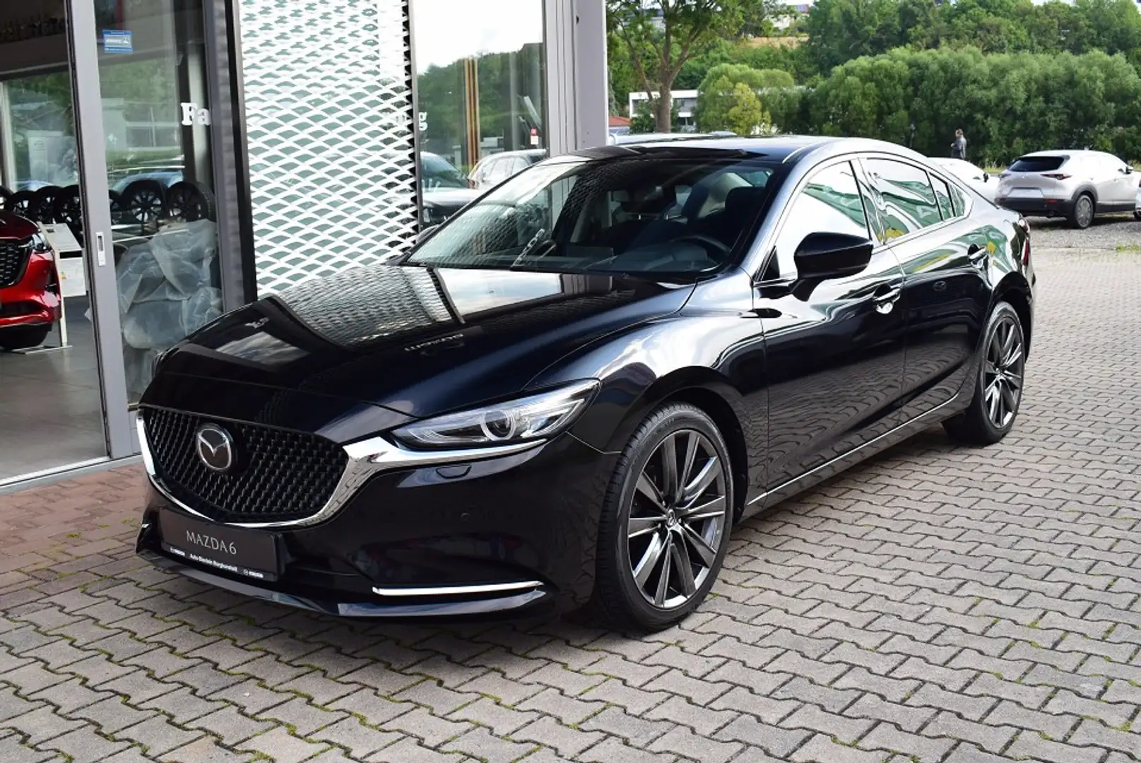 Mazda 6 Lim 2.5 194PS 6AG Sports-Line Matrix-LED 360° Bose Schwarz - 2