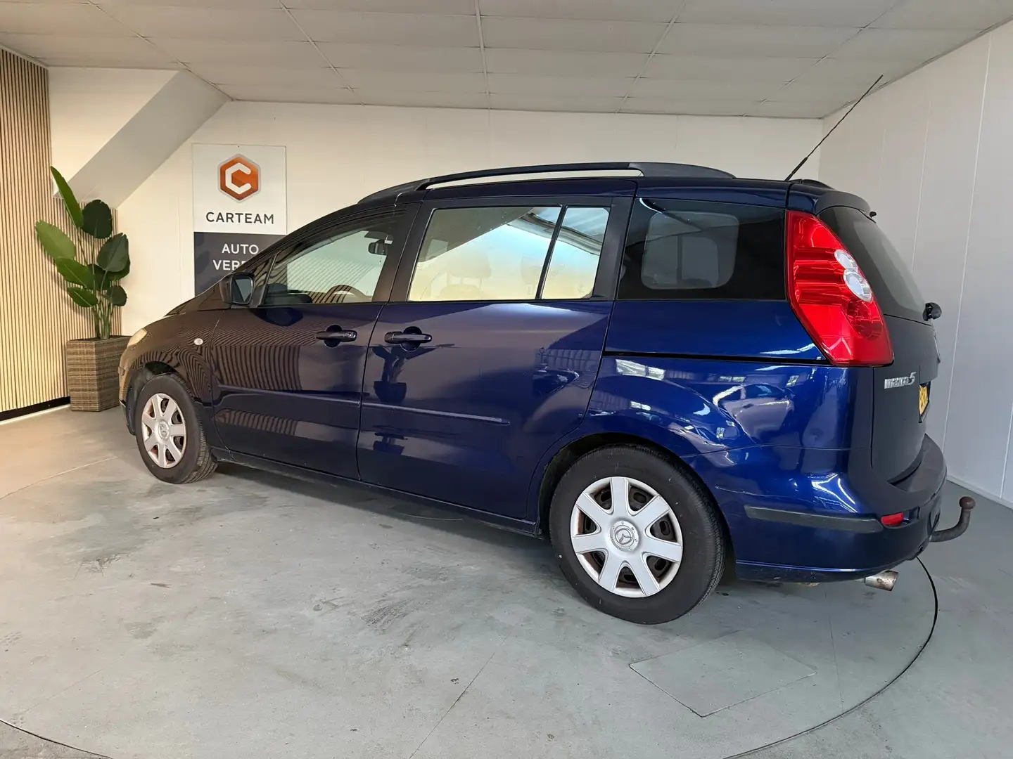 Mazda 5 1.8 Touring Airco, Navigatie, 7 persoons, Trekhaak Blauw - 2