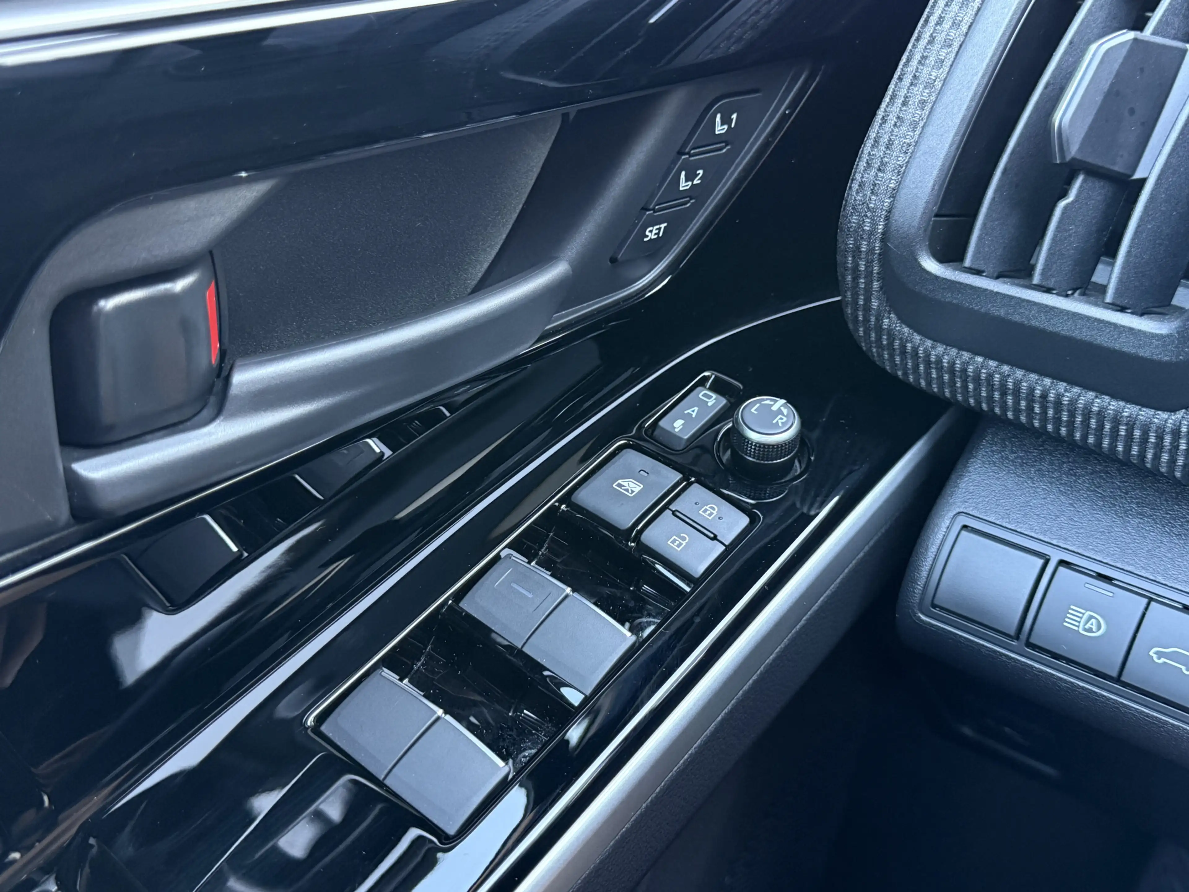 Toyota bZ4X Premium 71 kWh | Pano | ACC | JBL | Leder | 20 inc — photo 13