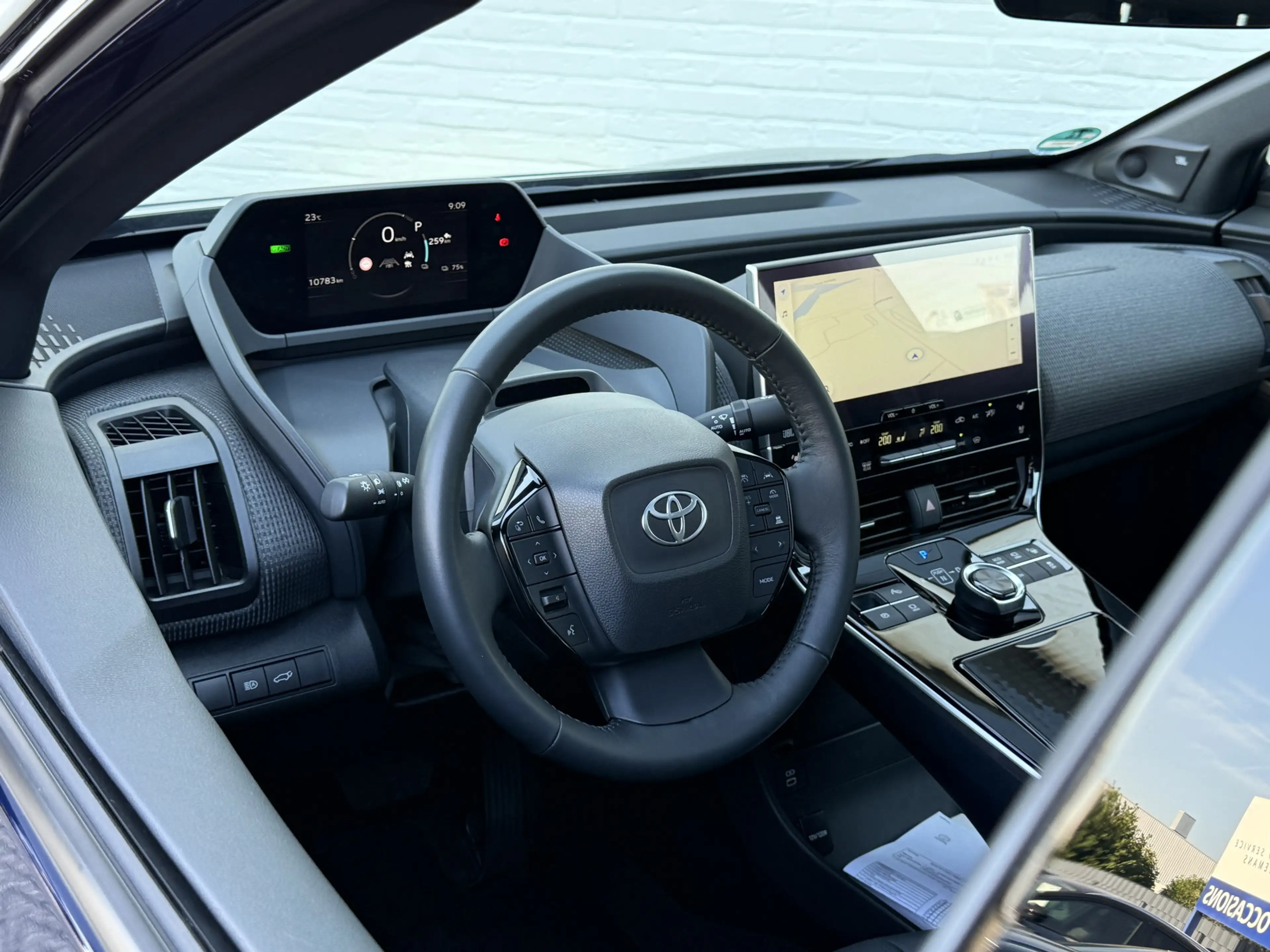 Toyota bZ4X Premium 71 kWh | Pano | ACC | JBL | Leder | 20 inc — photo 10