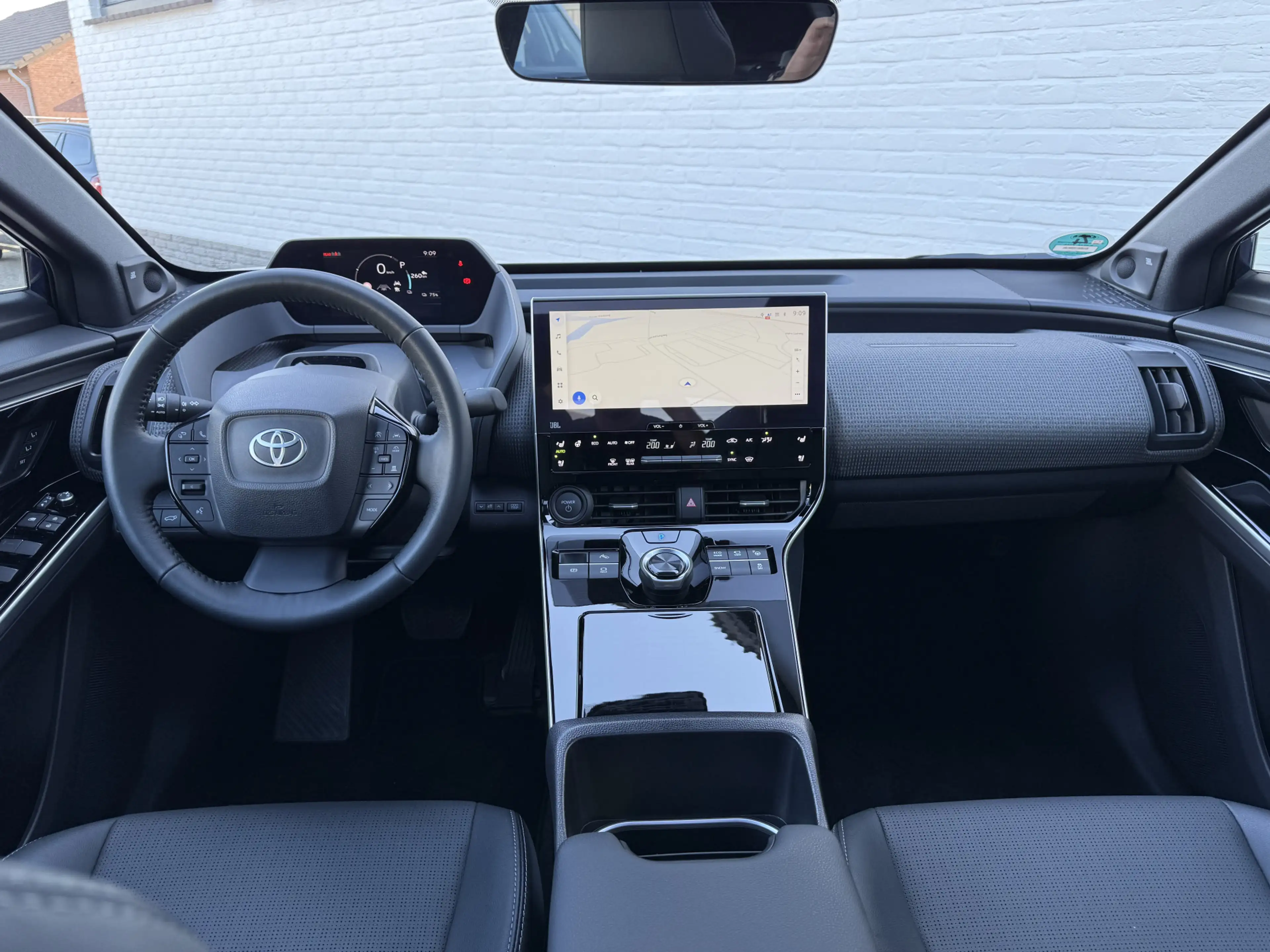 Toyota bZ4X Premium 71 kWh | Pano | ACC | JBL | Leder | 20 inc — photo 11