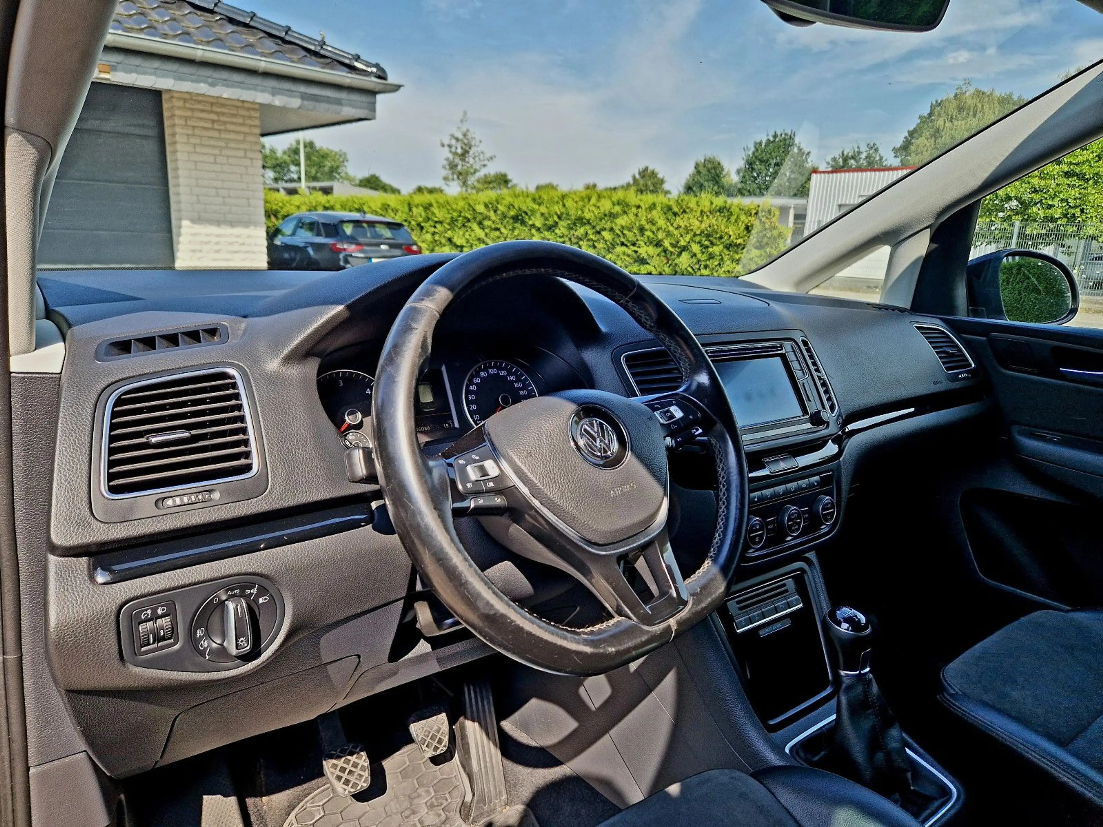 Volkswagen Sharan Highline BMT/Start-Stopp (7-Sitzer, AHK) — photo 11