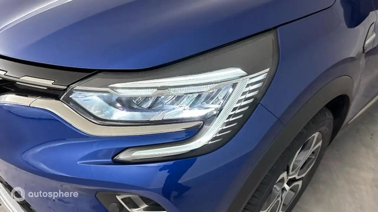 Renault Captur — photo 17