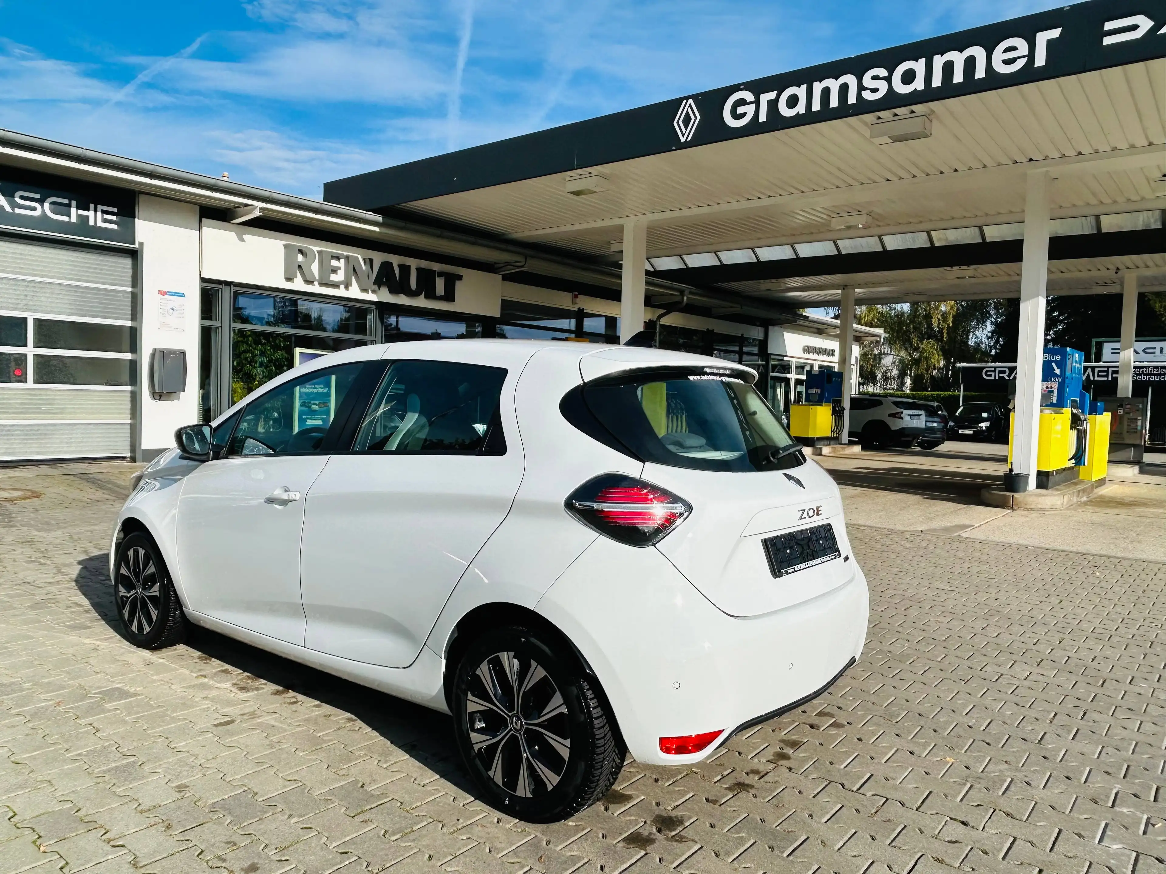 Renault ZOE Evolution — photo 4