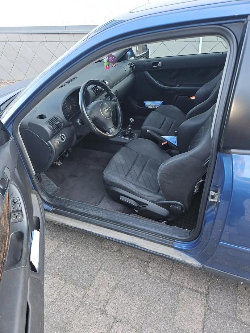Audi A3 1.6 Ambition - 2