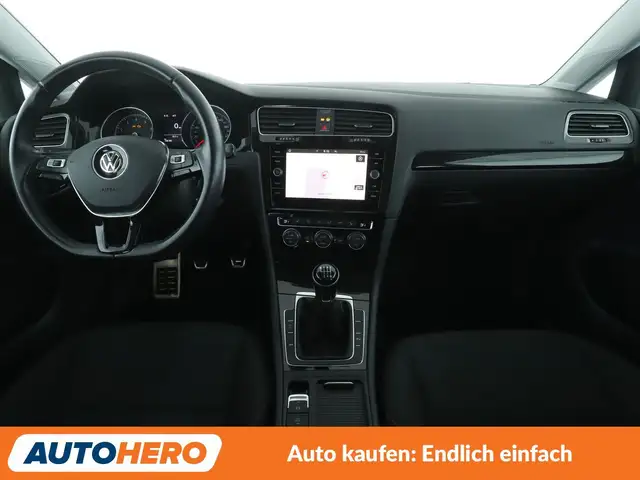 Volkswagen Golf view 12