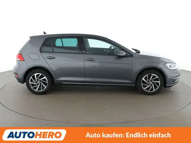 Volkswagen Golf view 7