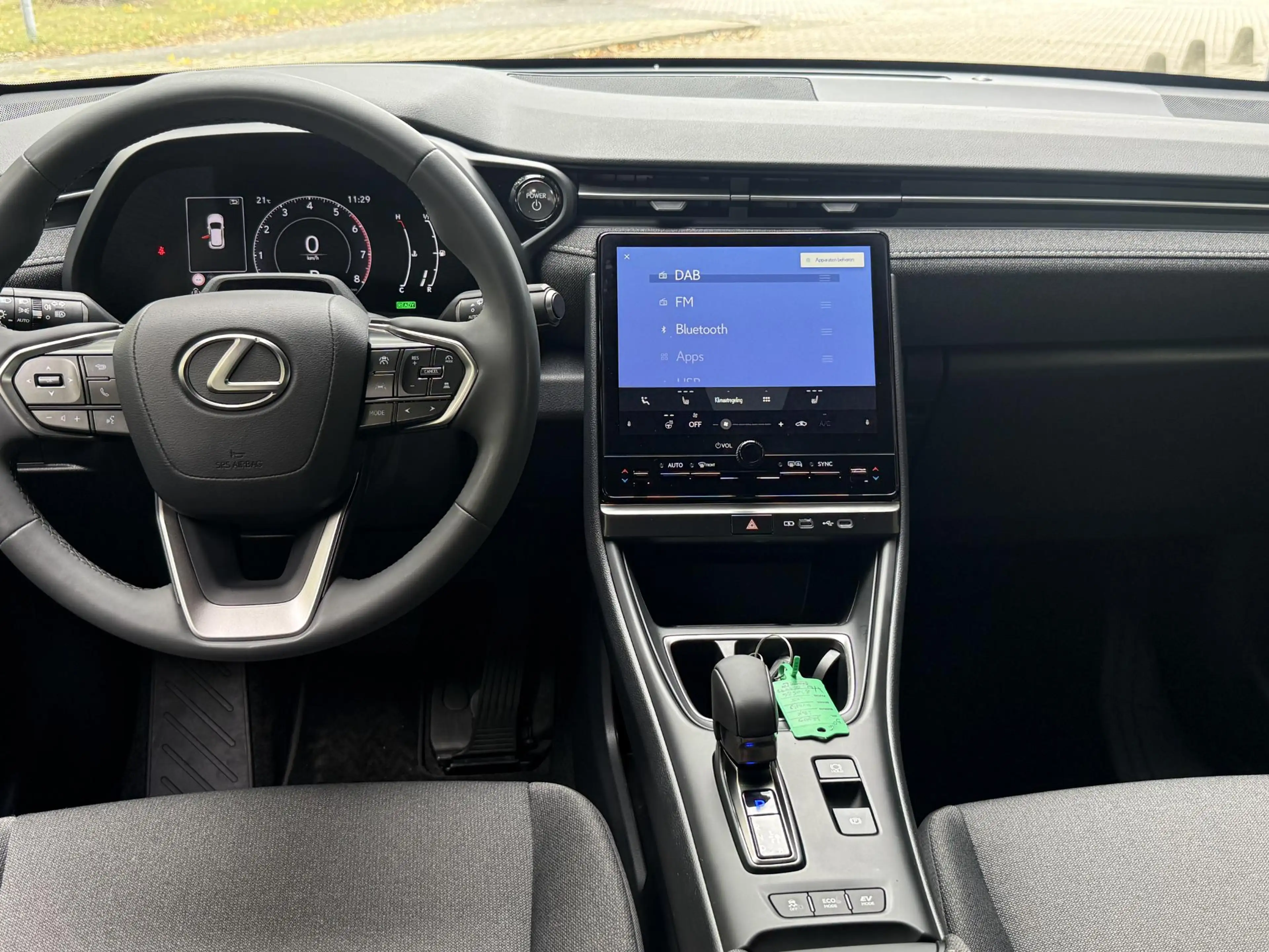 Lexus LBX 1.5 AUTOMAAT | Navigatie | Cruise Control | Climat — photo 22