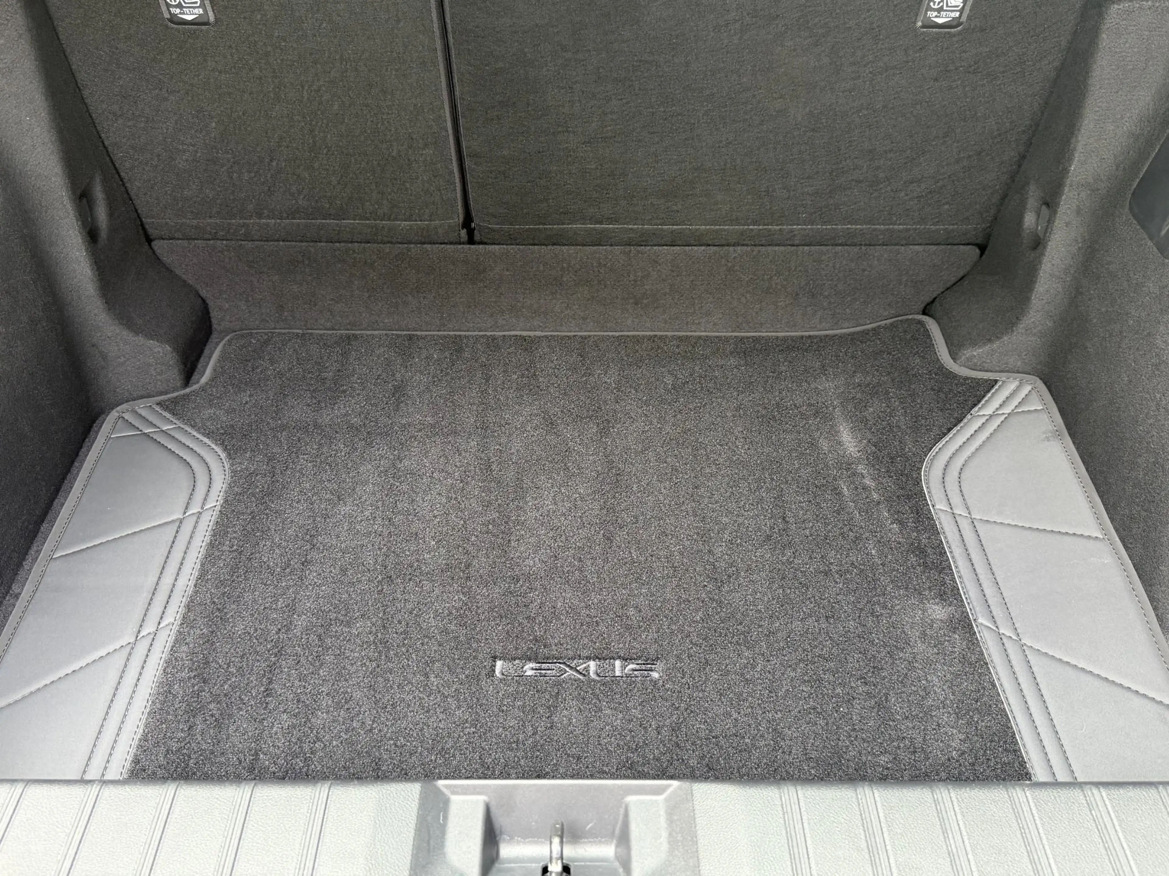 Lexus LBX 1.5 AUTOMAAT | Navigatie | Cruise Control | Climat — photo 23