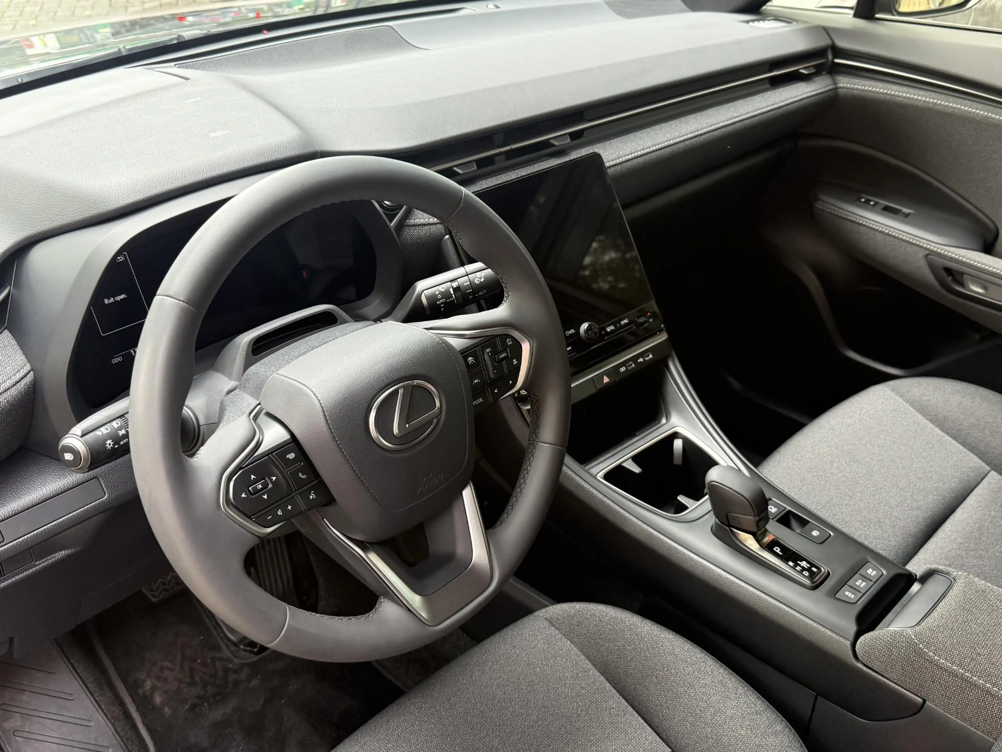 Lexus LBX 1.5 AUTOMAAT | Navigatie | Cruise Control | Climat — photo 10