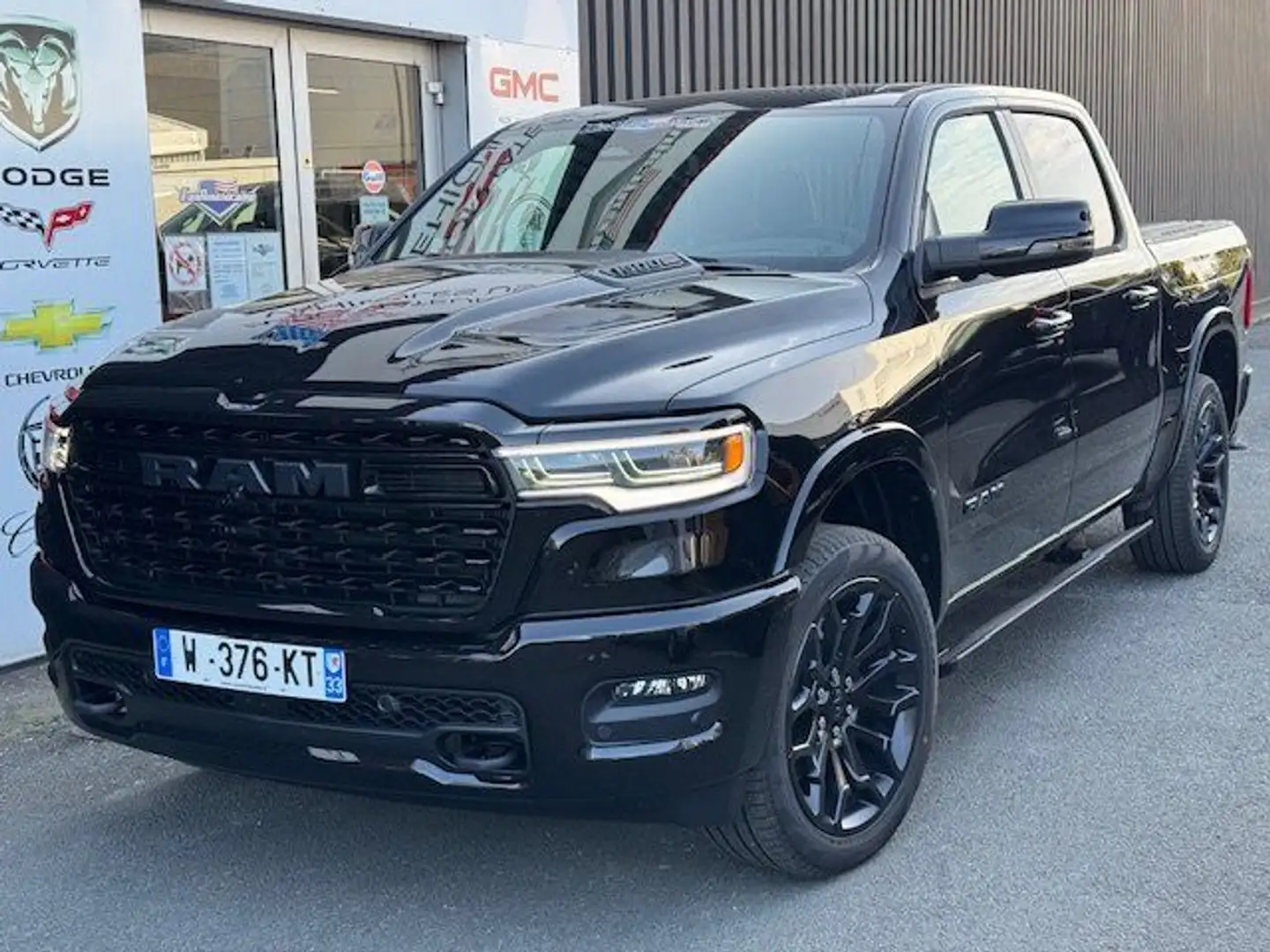 Dodge RAM 1500 CREW LIMITED NIGHT EDITION RAMBOX 2025 Noir - 1