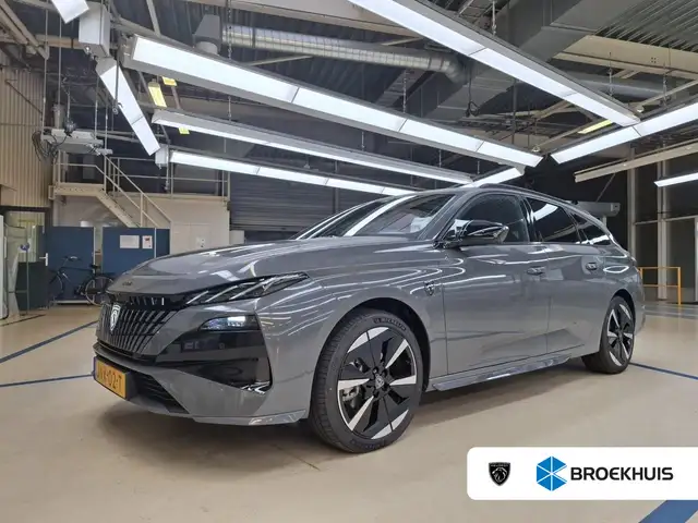 Peugeot 308 e-308 SW GT 54 kWh | 98% SOH | Alcantara | Carplay