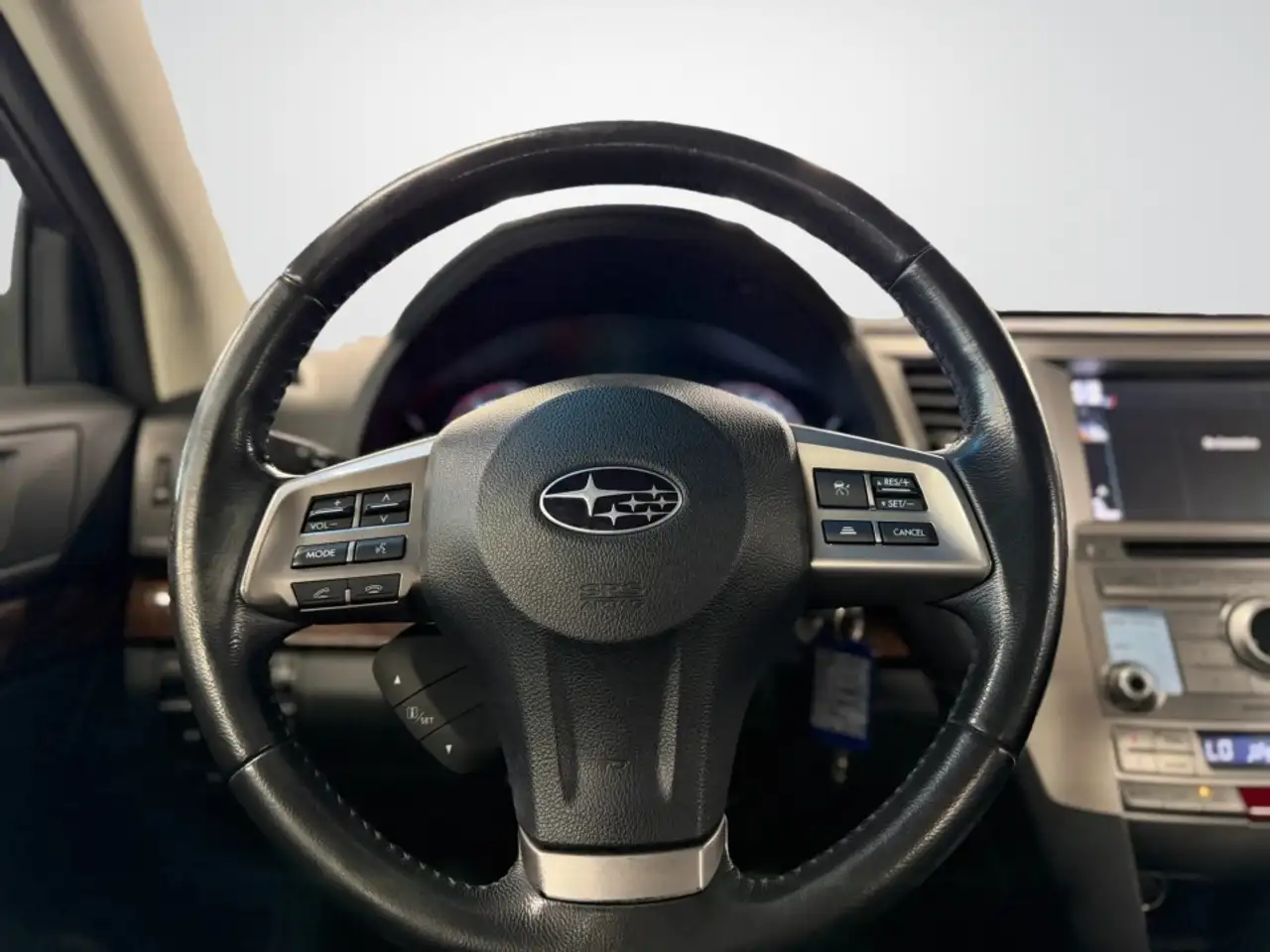 Subaru Legacy photo Subaru Legacy