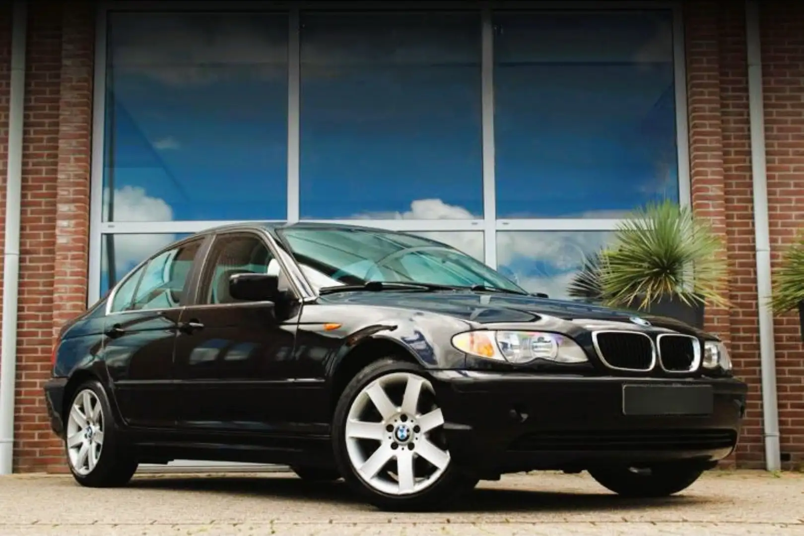 BMW 330 330xi Executive Siyah - 1