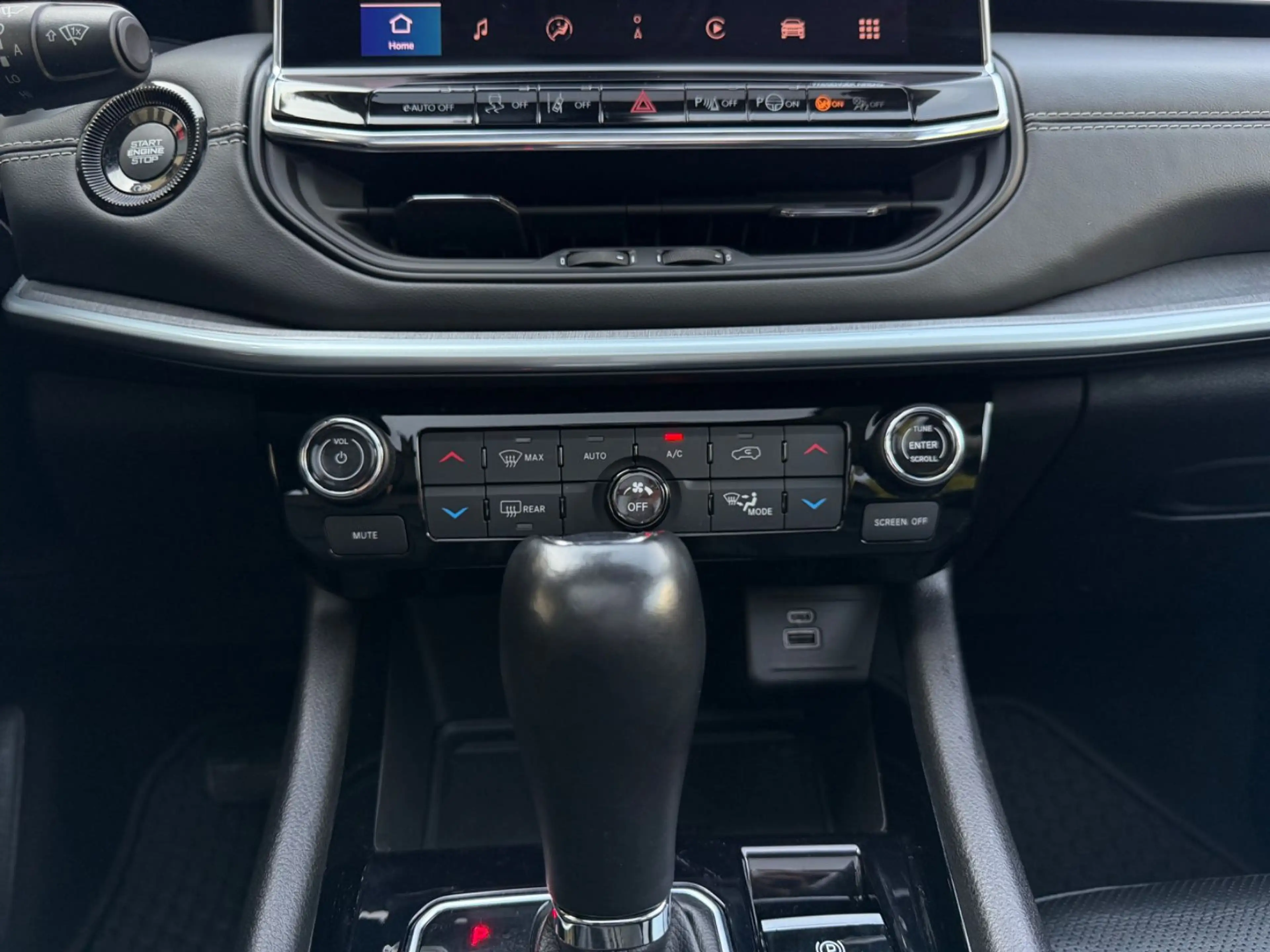 Jeep Compass S Mild-Hybrid FWD*KAMERA*PANO*E-HECK* — photo 15