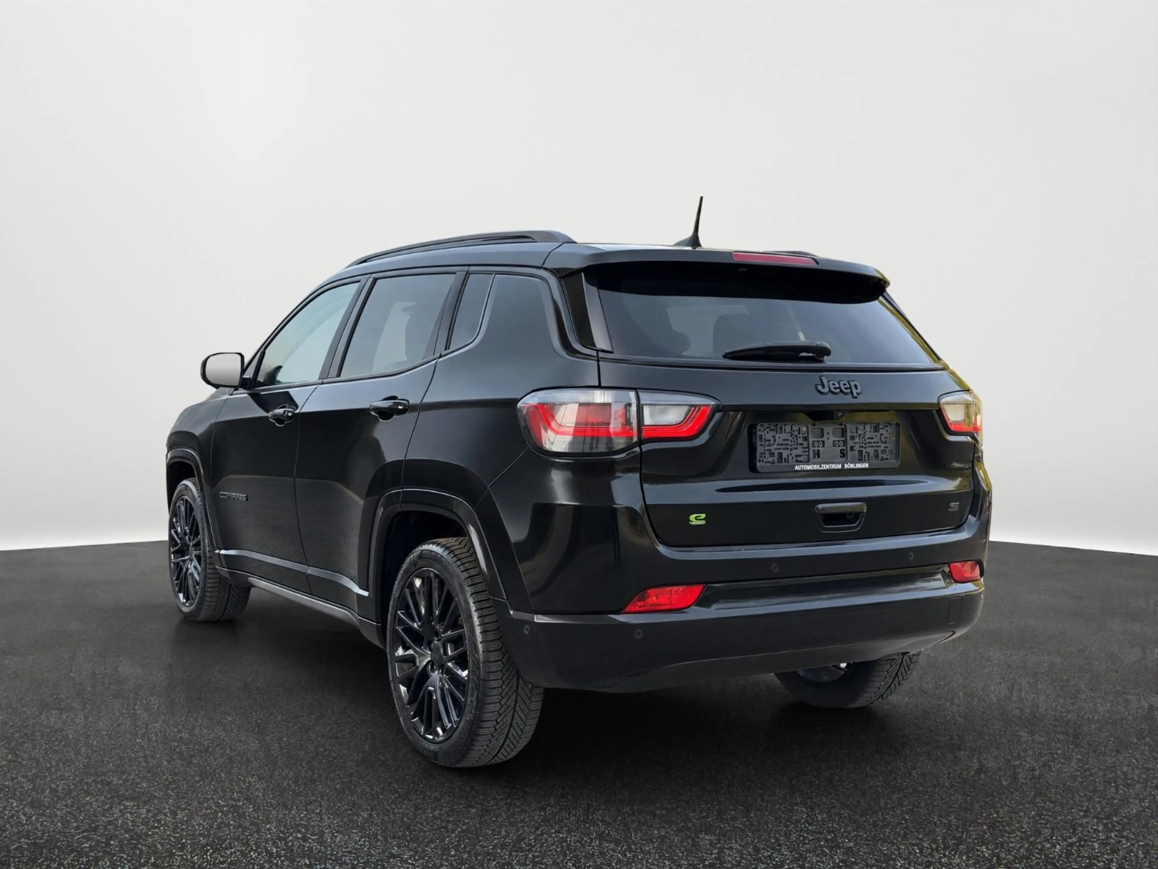 Jeep Compass S Mild-Hybrid FWD*KAMERA*PANO*E-HECK* — photo 3