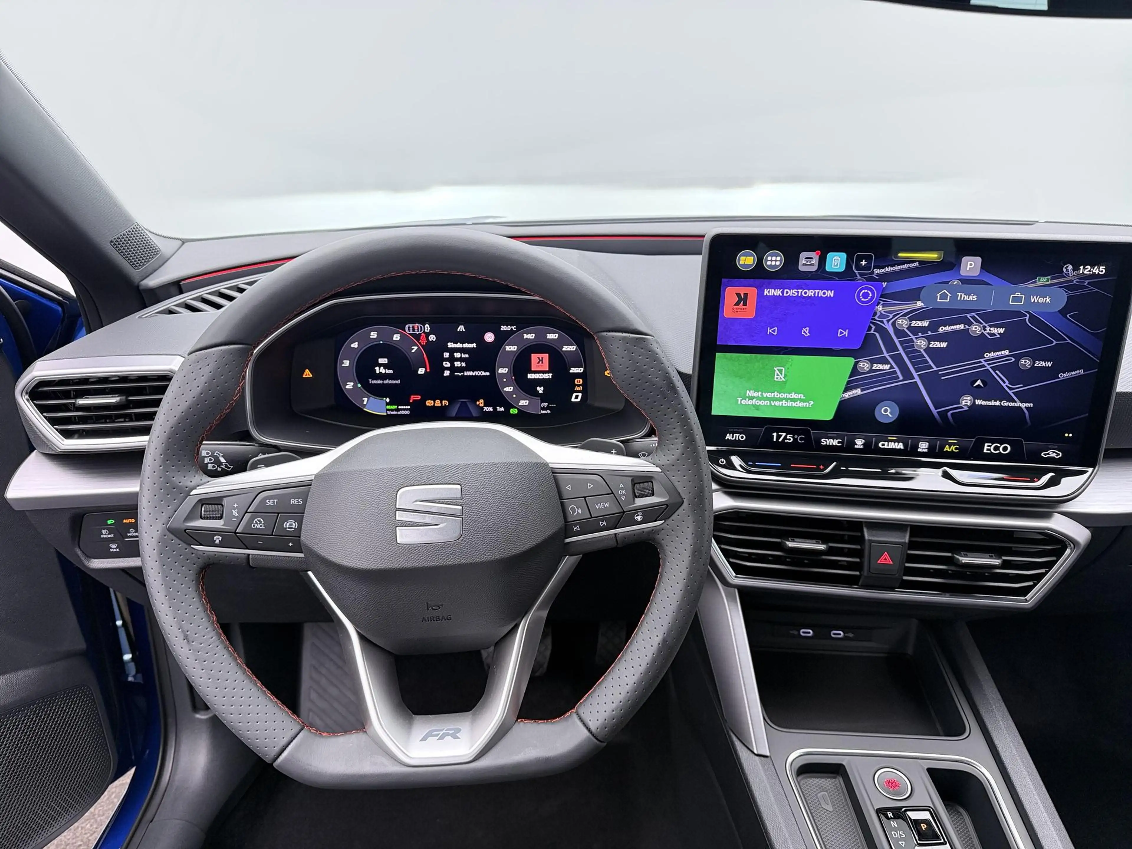 SEAT Leon e-Hybrid Sportstourer FR Business 1.5 TSI eHybrid 150 kW / — photo 13