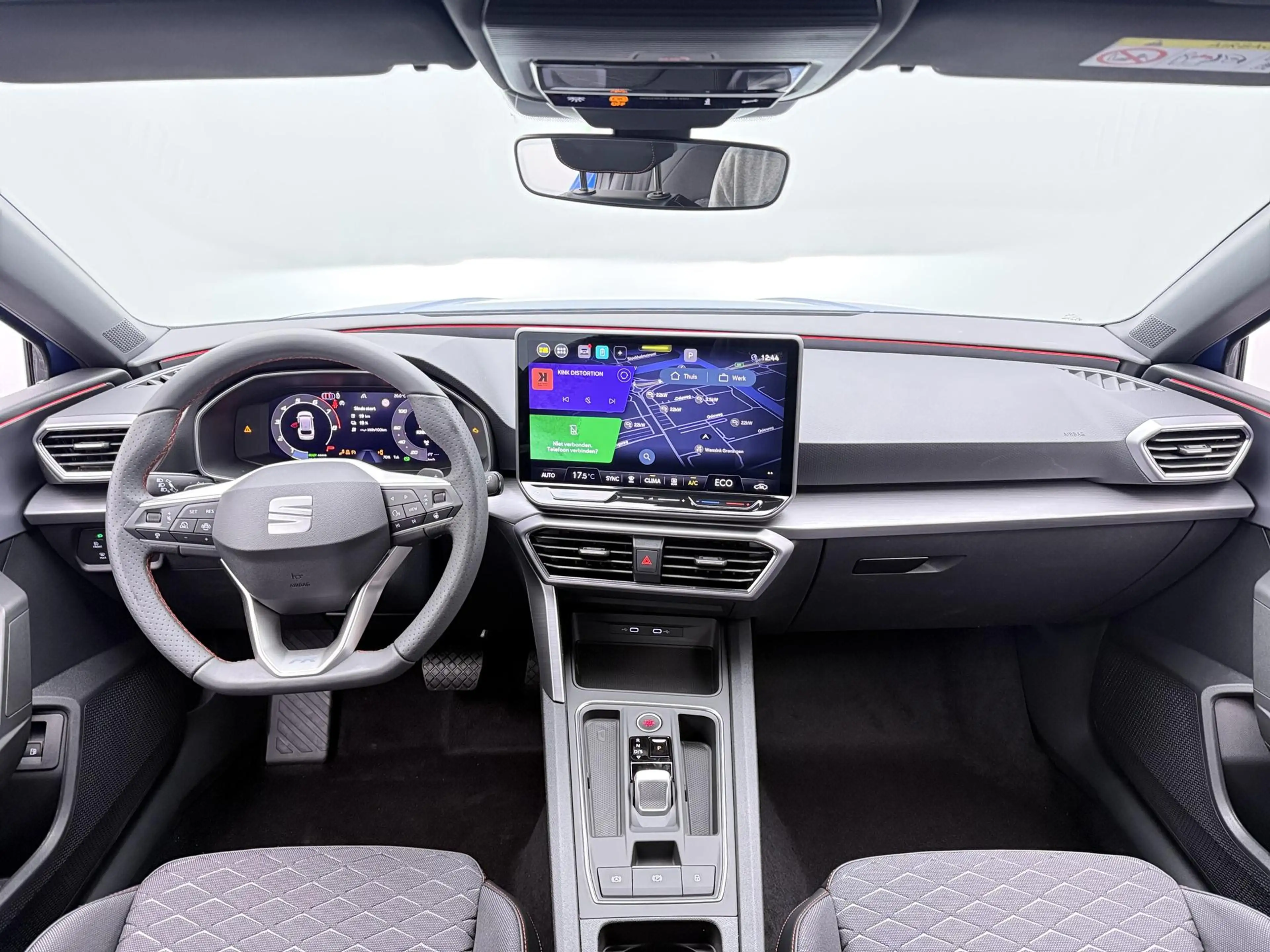 SEAT Leon e-Hybrid Sportstourer FR Business 1.5 TSI eHybrid 150 kW / — photo 12