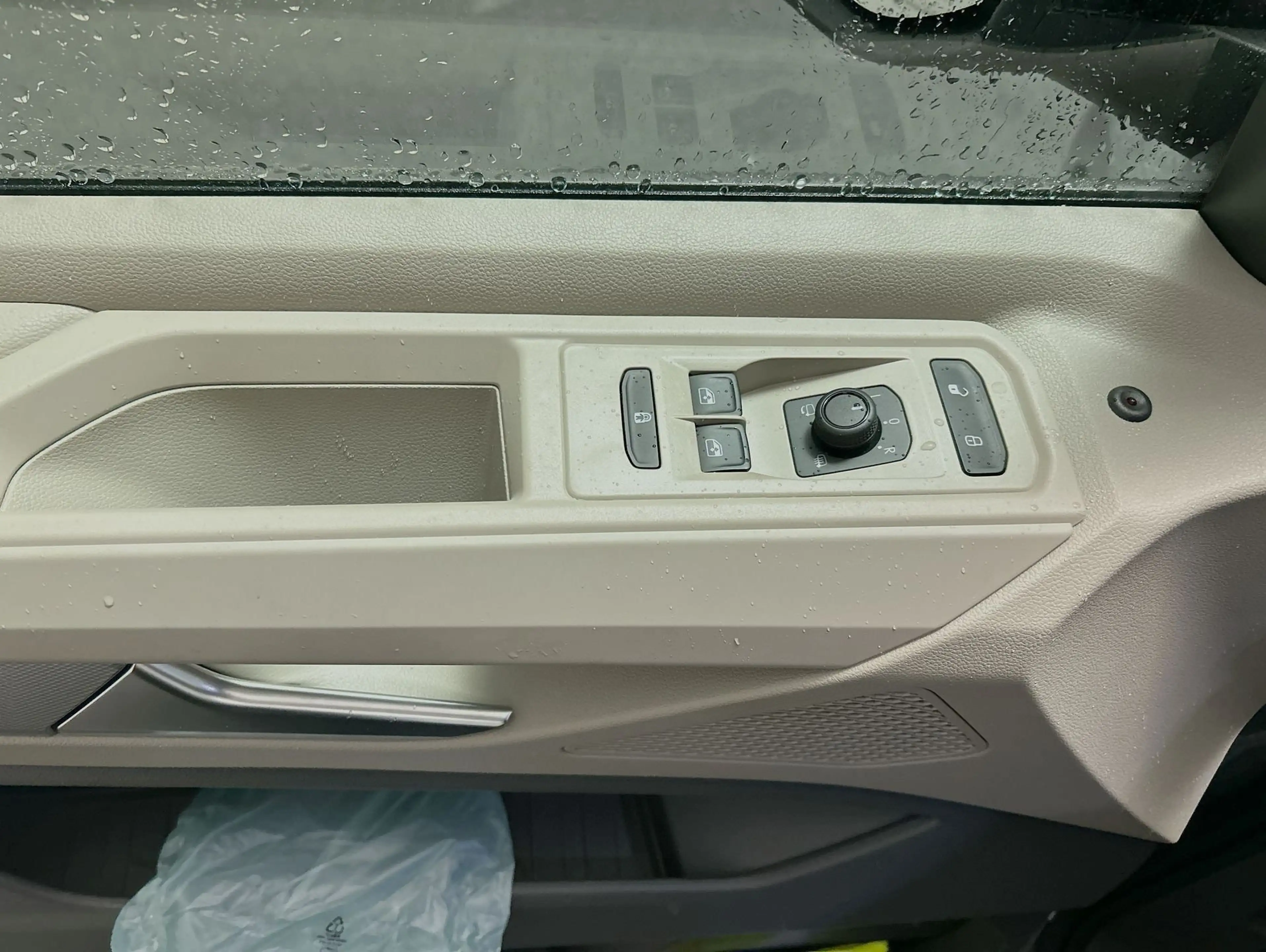 Volkswagen T7 California Beach Camper 2.0 TDI 7-Gang-DSG — photo 13