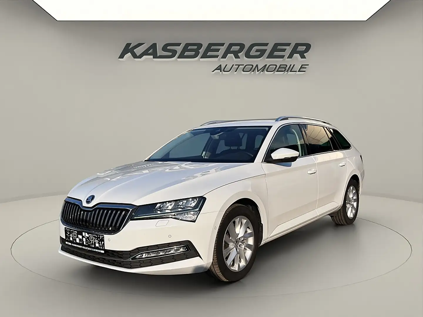 Skoda Superb Kombi 2,0 TDI Style DSG Weiß - 1