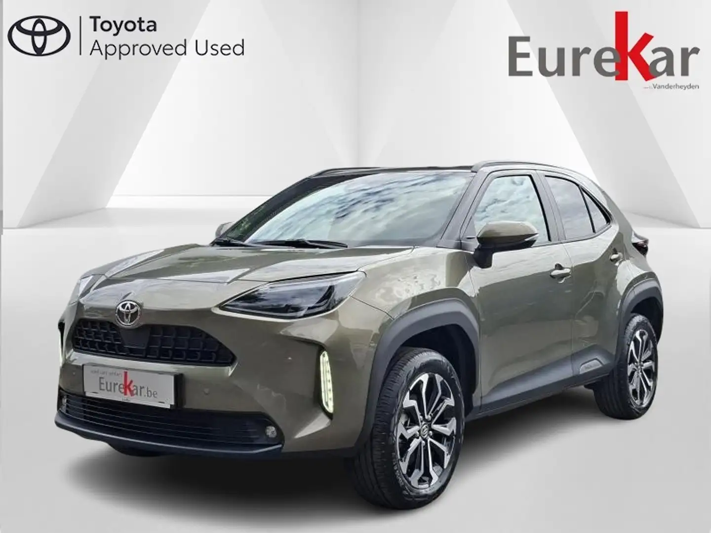 Toyota Yaris Cross 1.5 HYBRID DYNAMIC PLUS Gris - 1