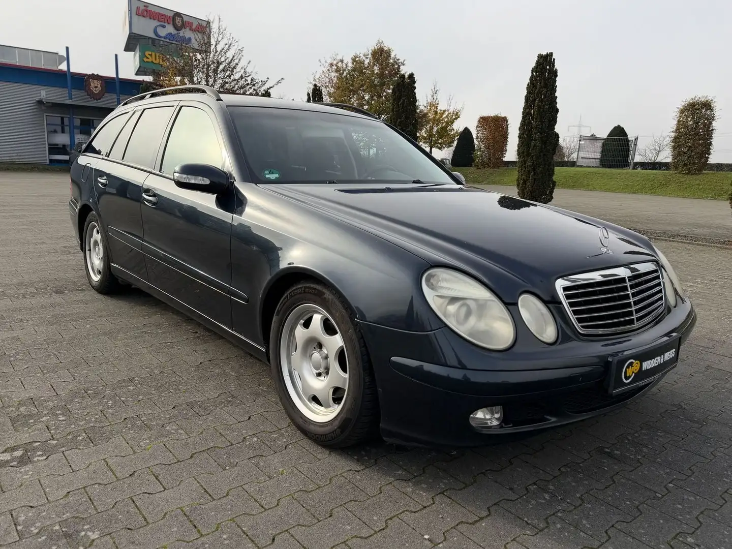 Mercedes-Benz E 220 T CDI AHK Noir - 2