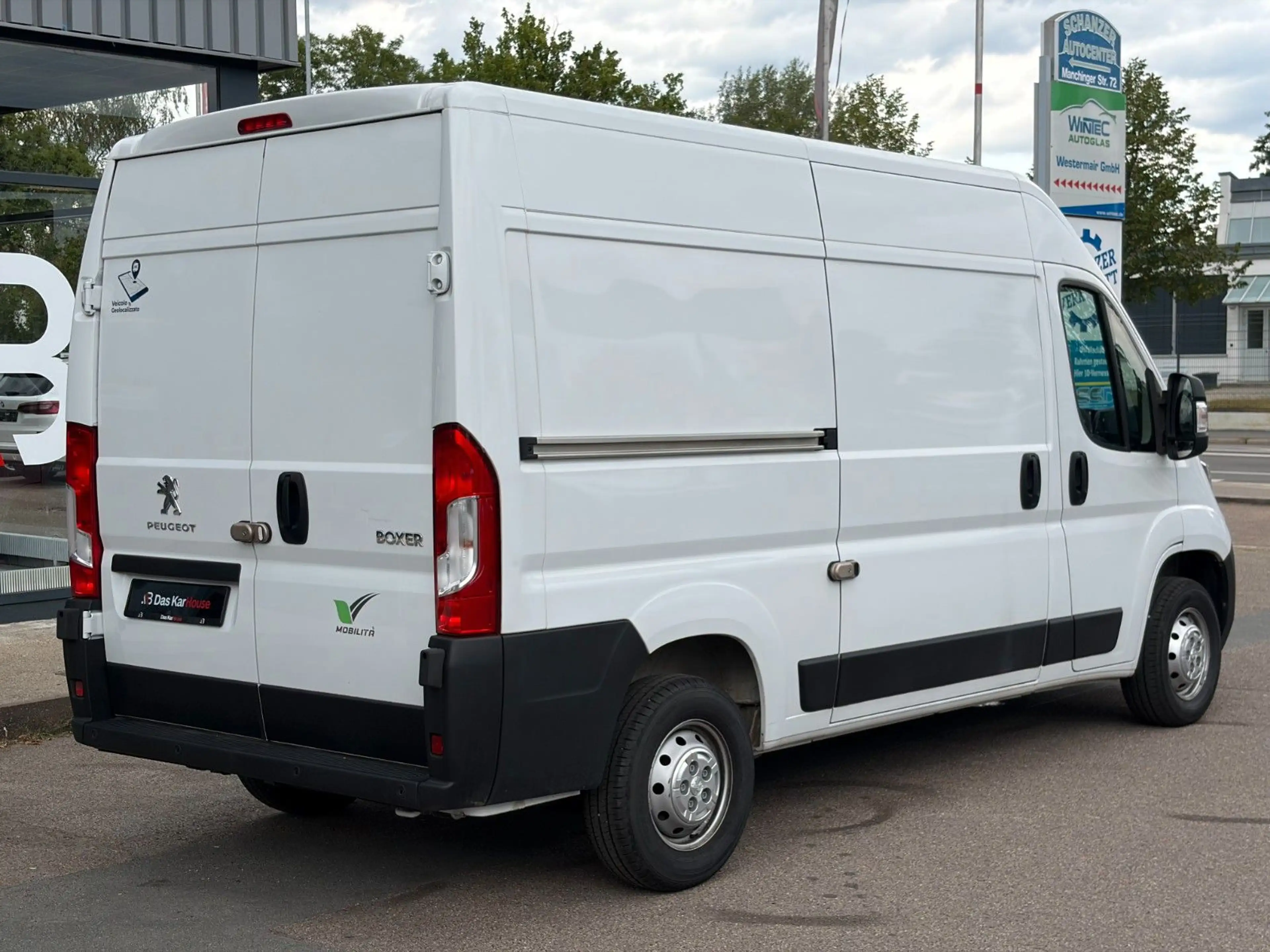 Peugeot Boxer 2.2 BlueHDi Kasten Hochraum 333 L2H2 140 — photo 4