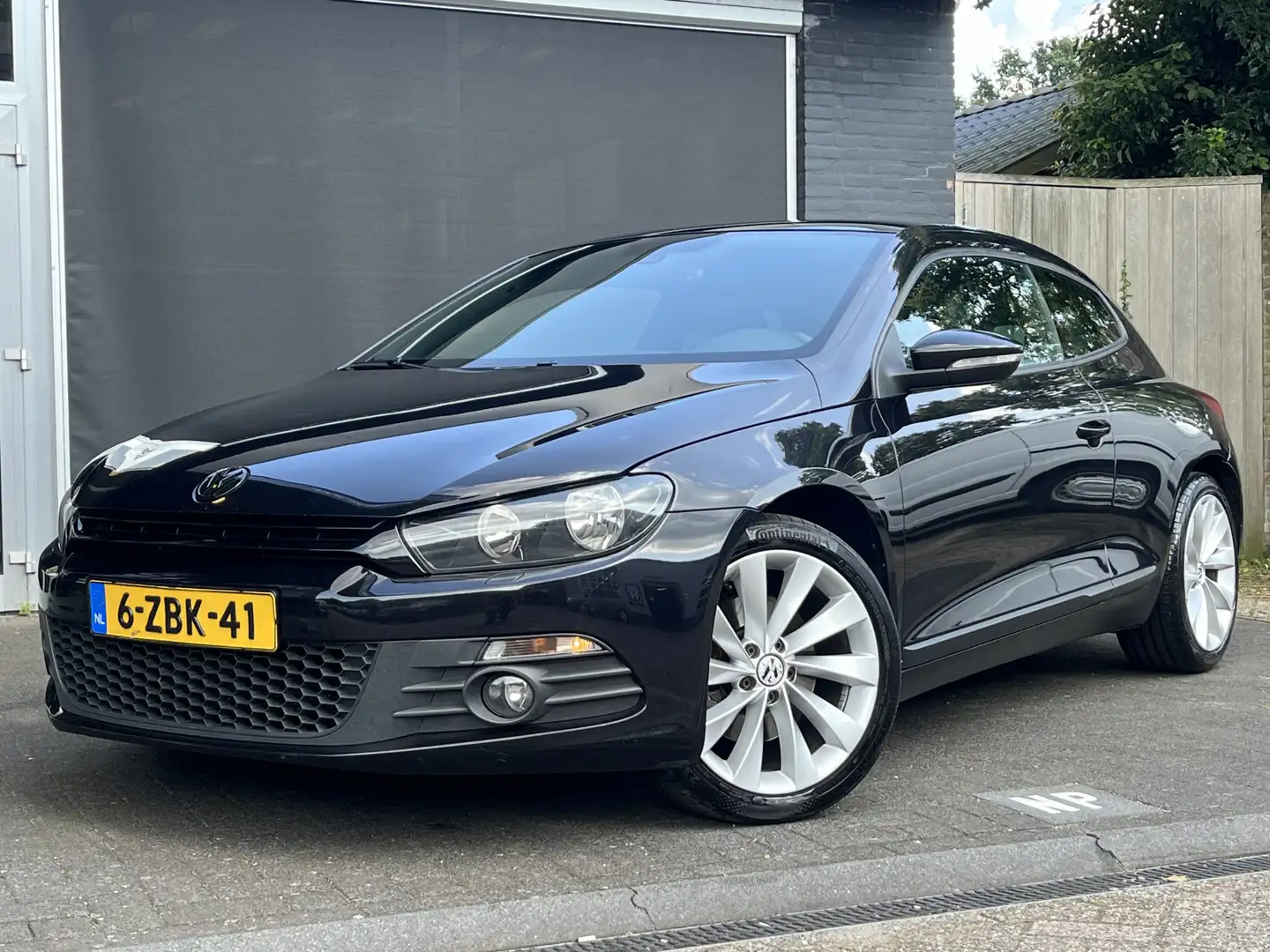 Volkswagen Scirocco 2.0 TSI NIEUWE MOTOR / CLIMA / NAVI / CRUISE Noir - 1