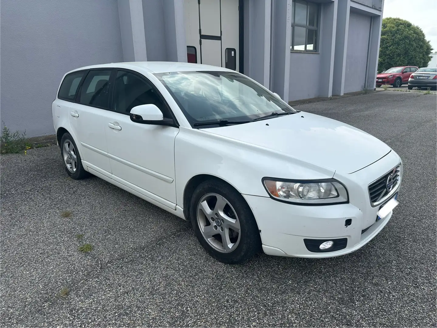 Volvo V50 V50 1.6 d2 Polar Plus 115cv Blanco - 1