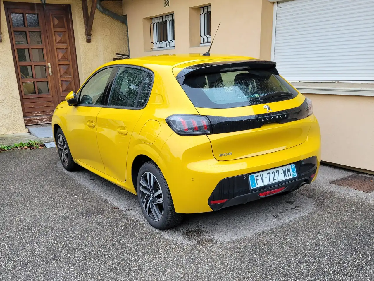 Peugeot 208