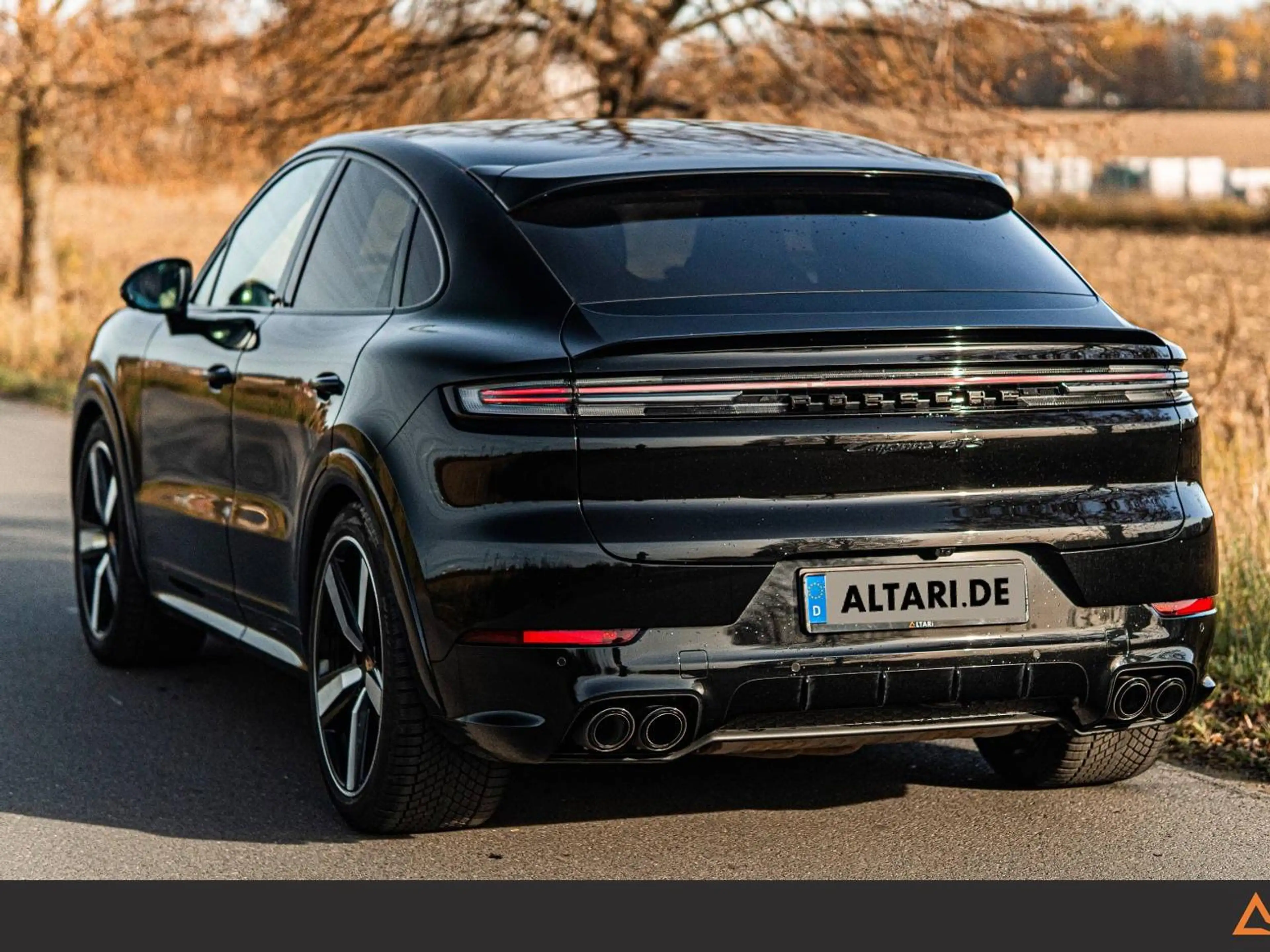 Porsche Cayenne Coupe GTS SportChrono Sport-Abgas HeadUp Standheiz — photo 7
