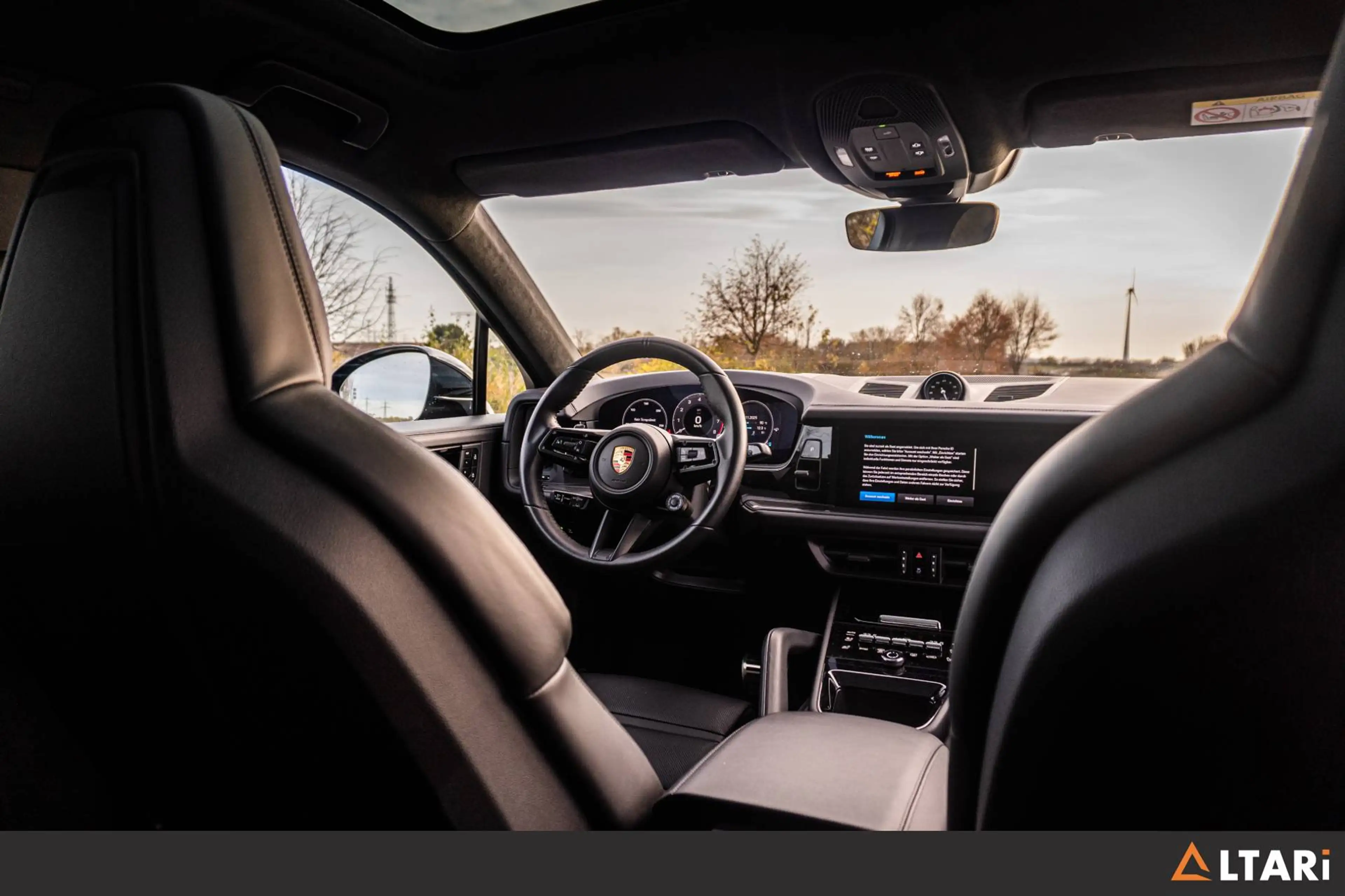 Porsche Cayenne Coupe GTS SportChrono Sport-Abgas HeadUp Standheiz — photo 14
