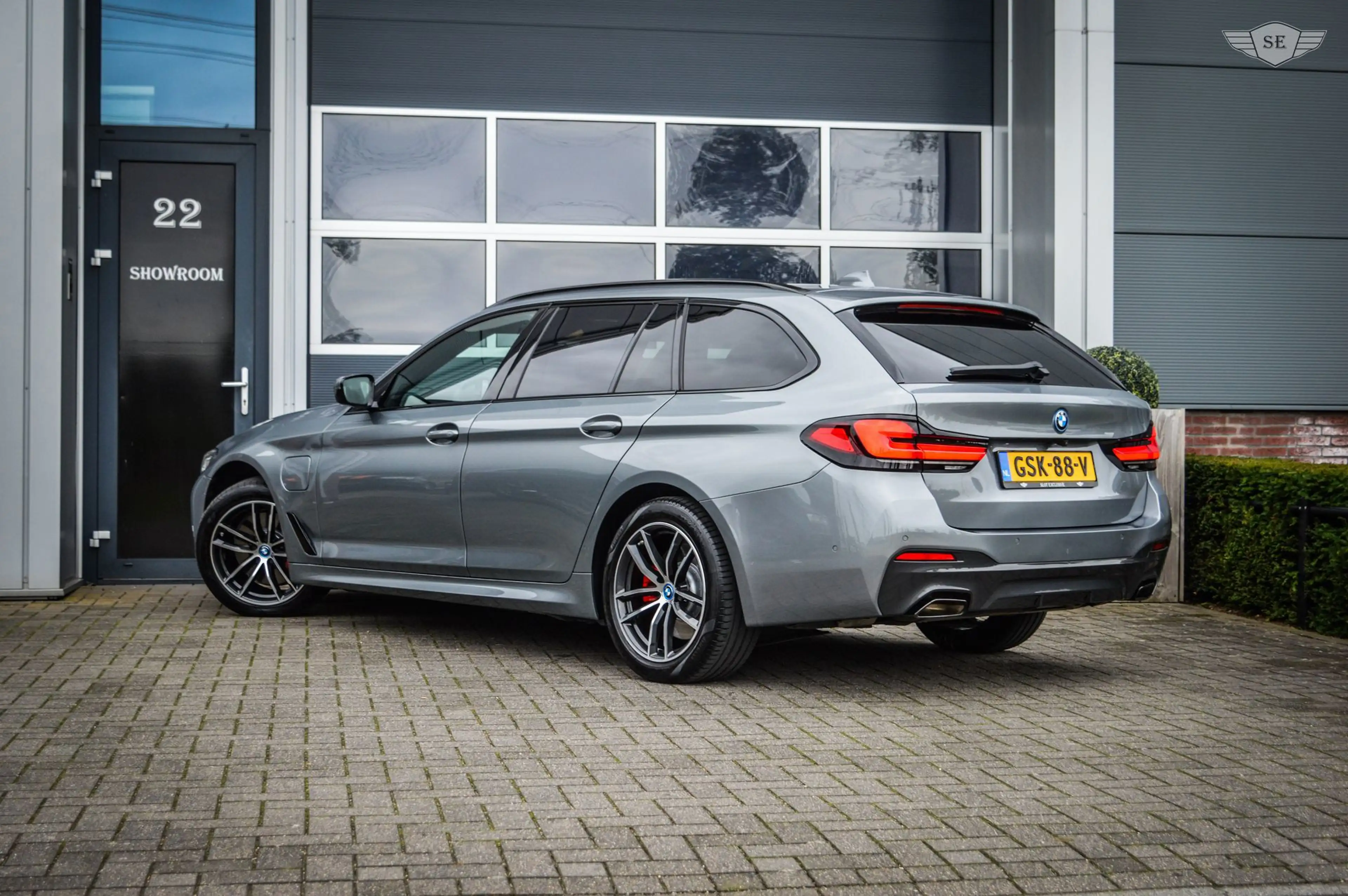 BMW 530 5-serie Touring 530e|EDITION PLUS|M-SPORT PRO|PANO — photo 12