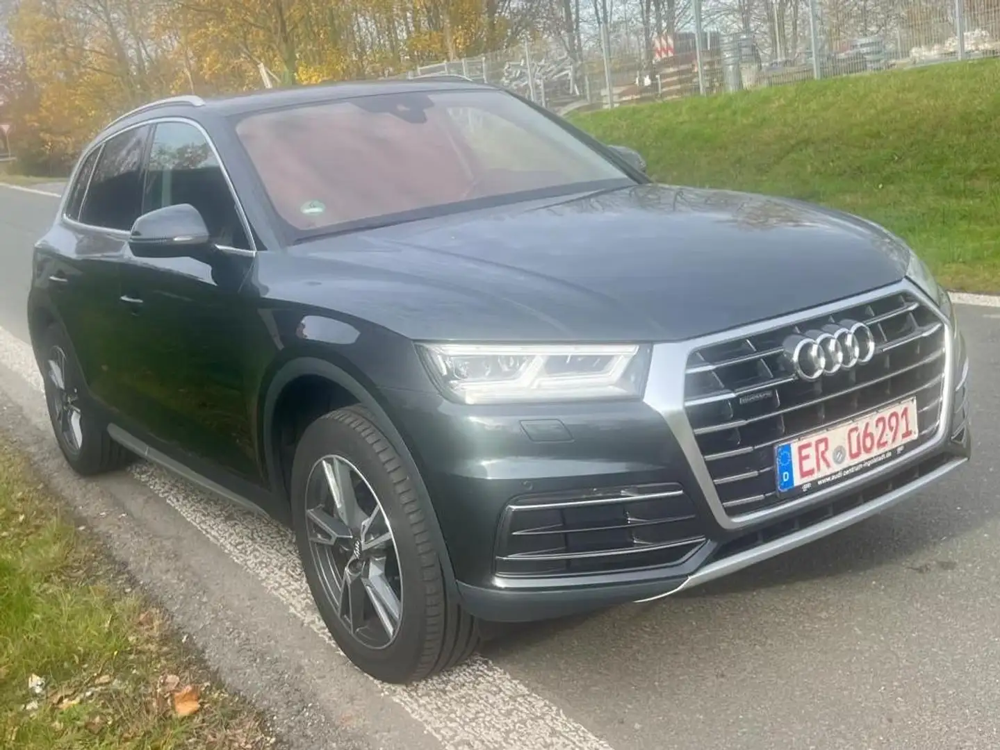 Audi Q5 Q5 Diesel 2.0 TDI quattro S tronic Schwarz - 1
