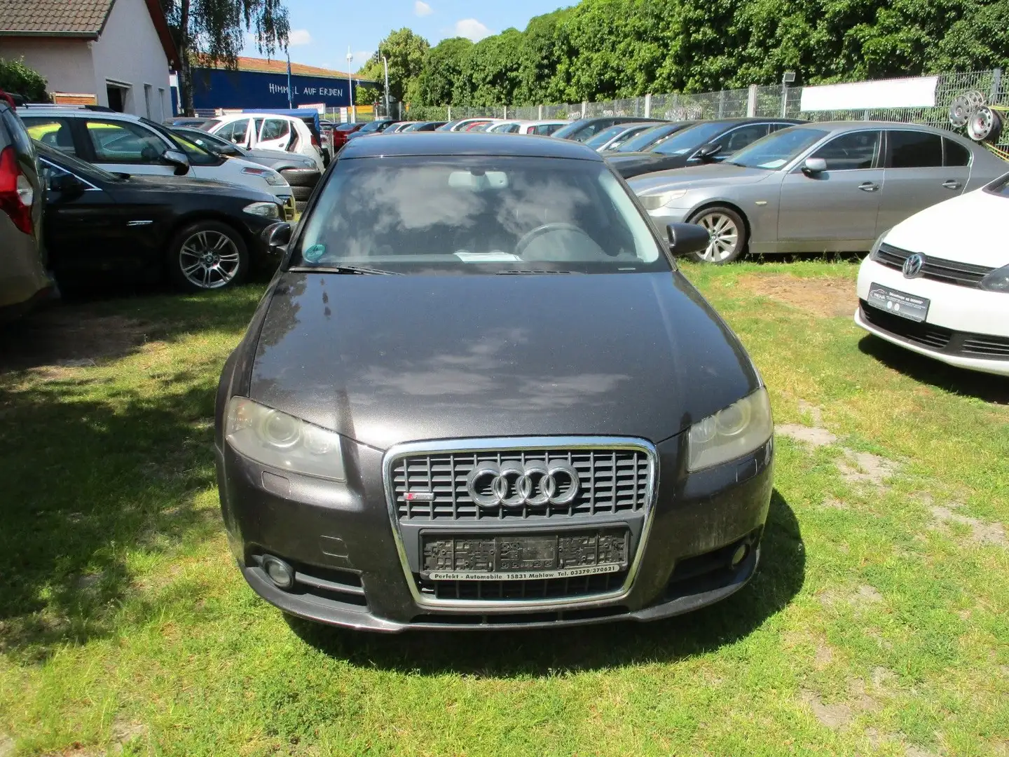 Audi A3 Sportback 1.6 Ambition Grau - 2