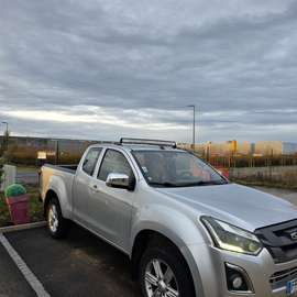 D-MAX 2.5 4X4 SPACE CAB PLANET