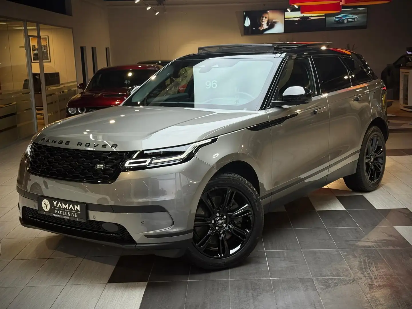 Land Rover Range Rover Velar P400e R-Dynamic*Pano*HuD*ACC Argent - 1