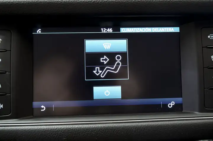 Jaguar XF 2.0 Diesel Prestige 2017, foto 33