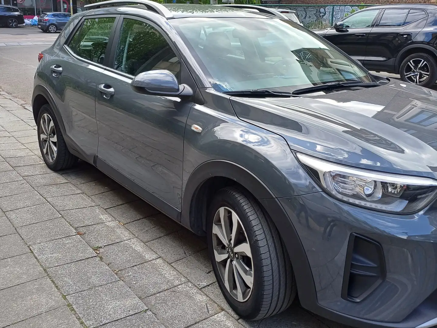 Kia Stonic Stonic 1.0 T Urban Edition ISG Gris - 2