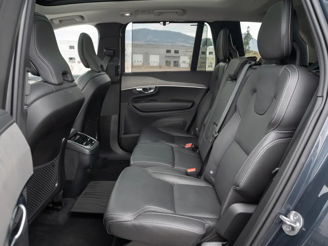 Volvo XC90 снимка Volvo XC90