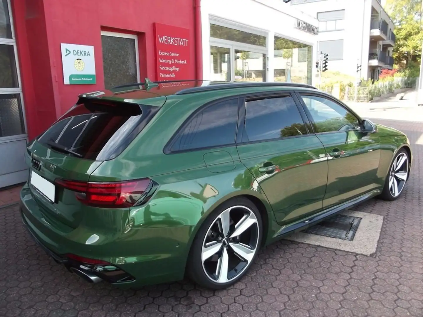 Audi RS4 Avant V6 2.9 TFSI 450 ch Tiptronic 8 Vert - 1